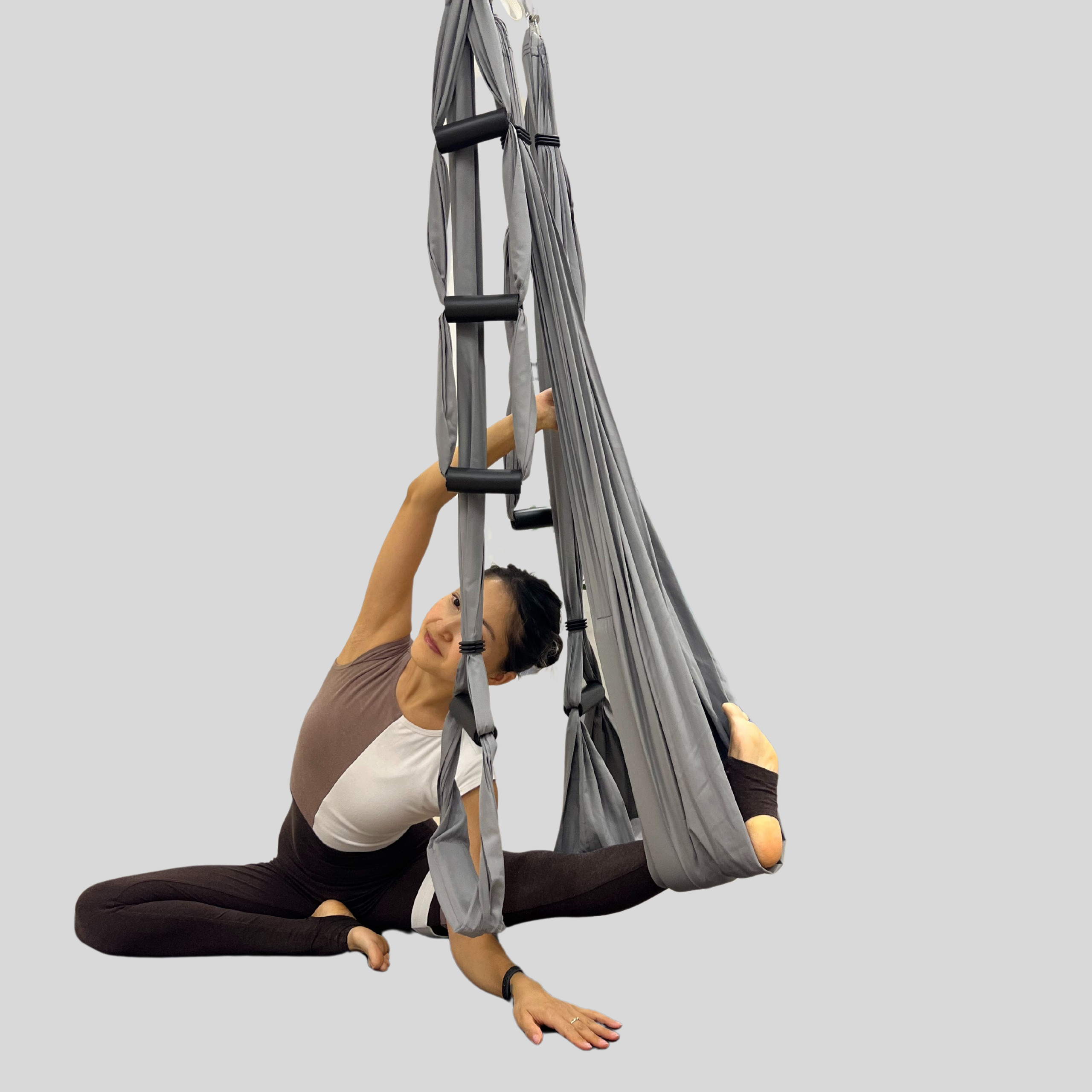 Флай йога, aerial yoga, аэро йога, связка в гамаке, позы в гамаке, aerial yoga exercise, fly yoga practice, fly yoga low, низкий гамак. Преподаю и провожу обучение по флай йоге