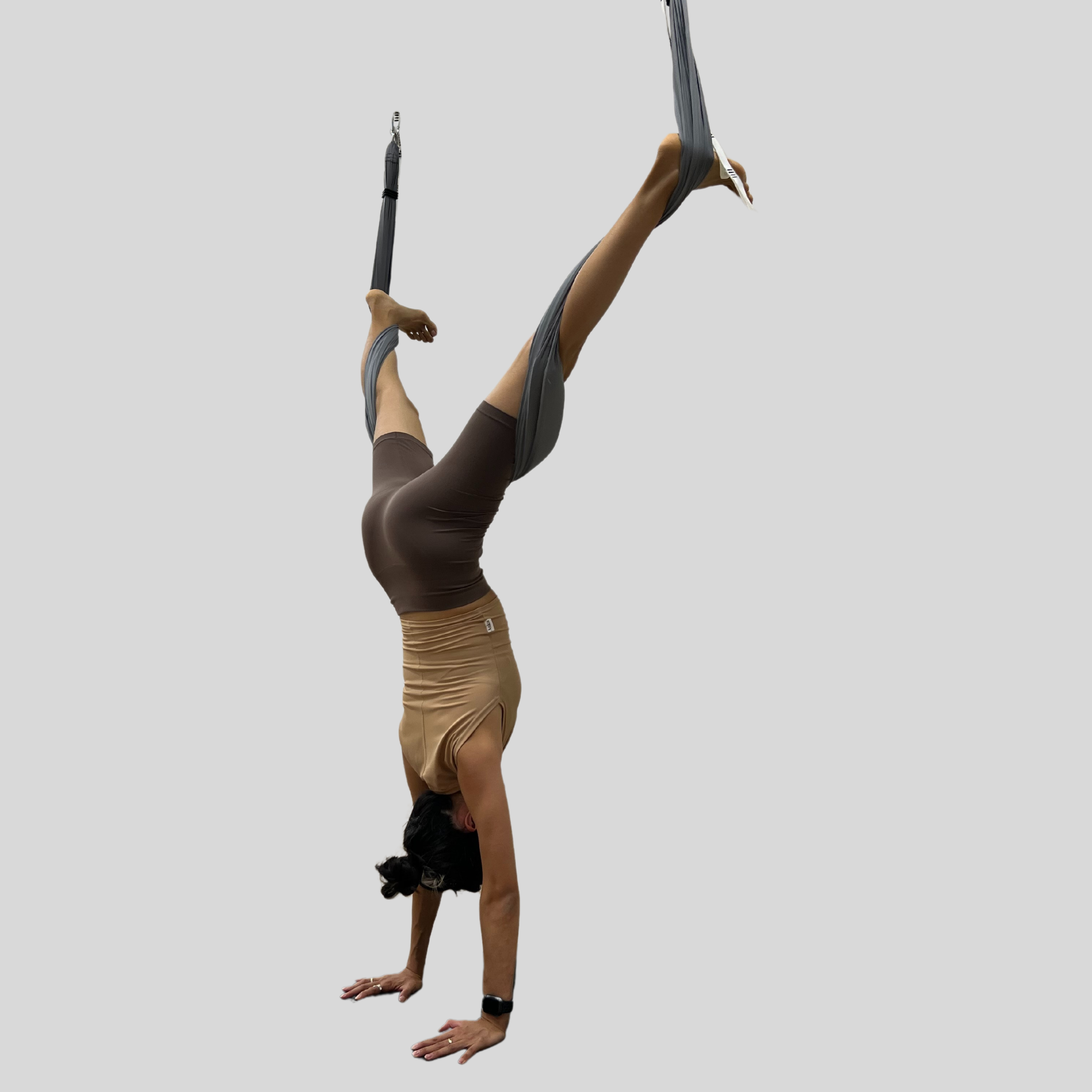 Флай йога, aerial yoga, аэро йога, связка в гамаке, позы в гамаке, aerial yoga exercise, fly yoga practice, fly yoga low, низкий гамак. Преподаю и провожу обучение по флай йоге