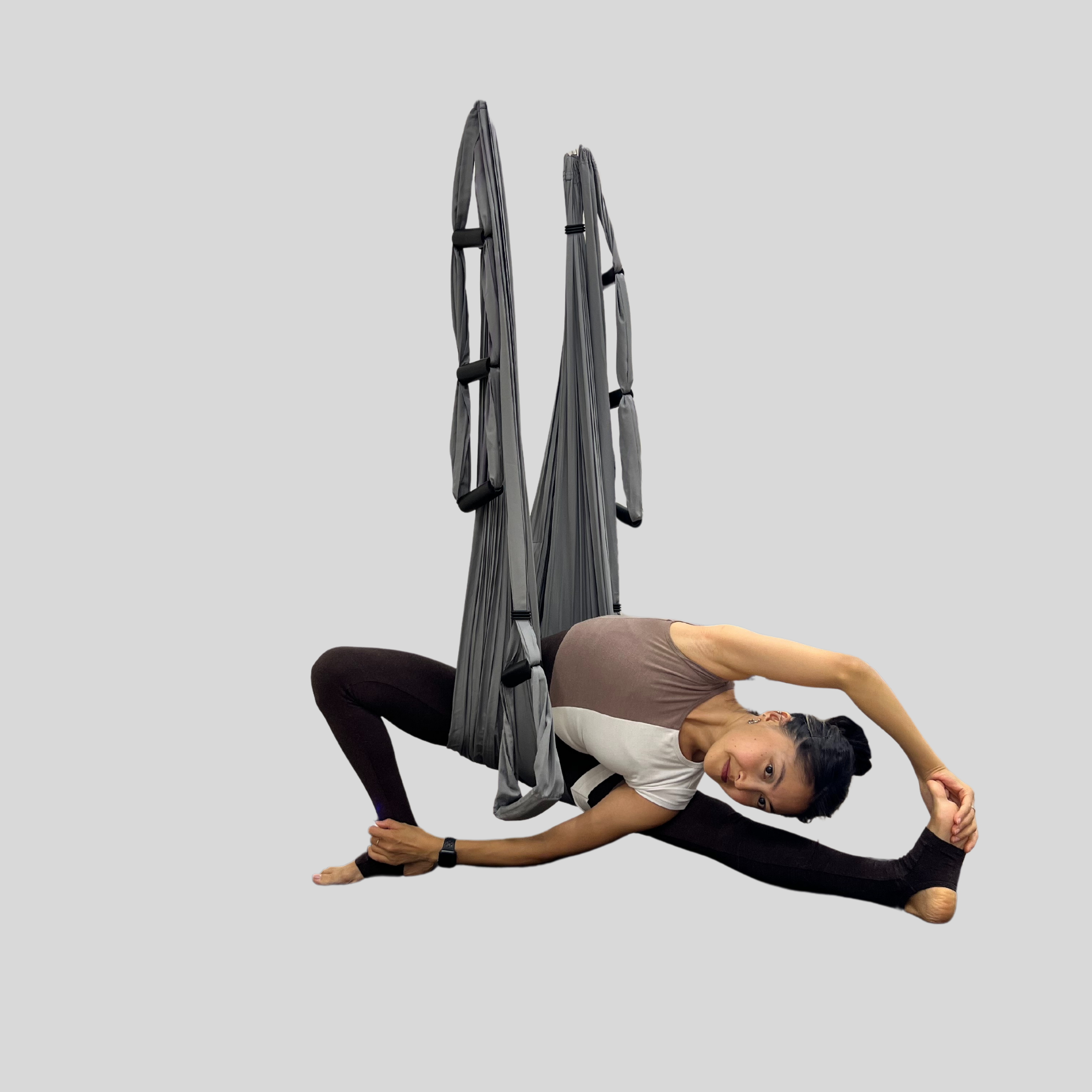 Н скандасана. Преподаю и провожу обучение по флай йоге