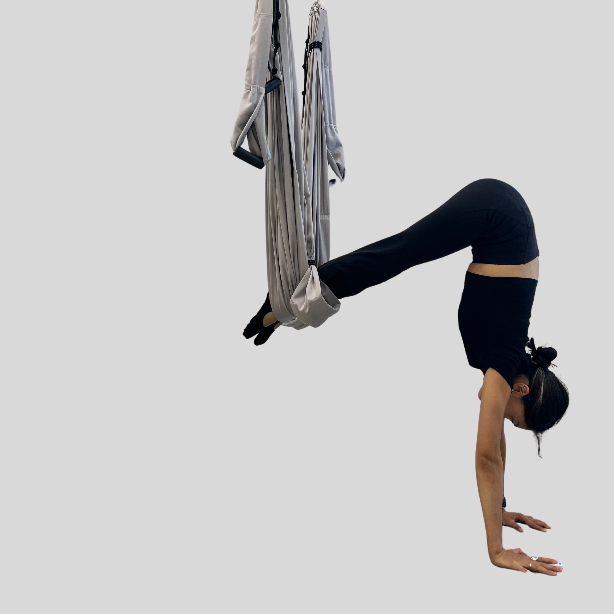 Флай йога, aerial yoga, аэро йога, связка в гамаке, позы в гамаке, aerial yoga exercise, fly yoga practice, fly yoga low, низкий гамак. Преподаю и провожу обучение по флай йоге