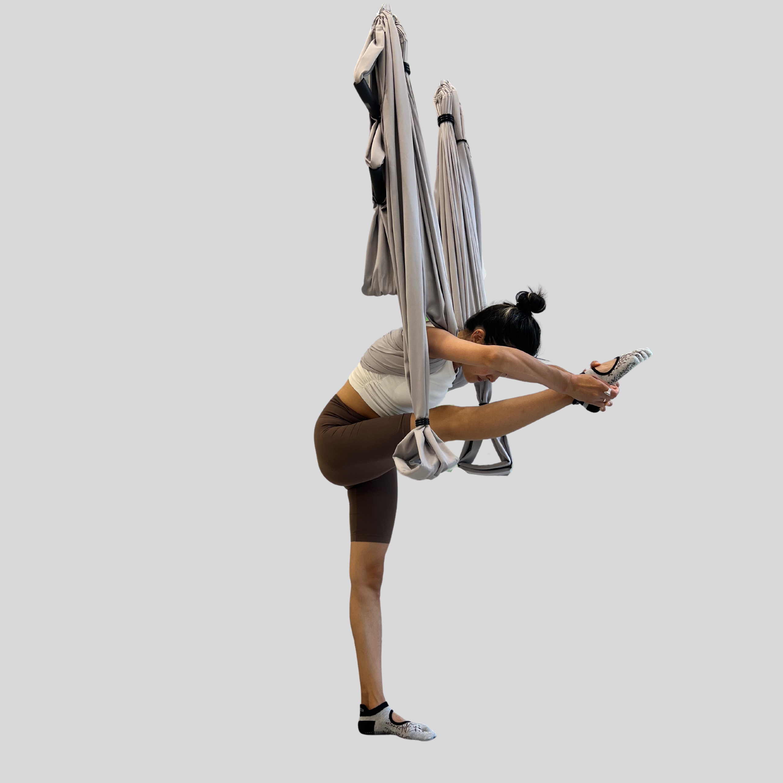 Флай йога, aerial yoga, аэро йога, связка в гамаке, позы в гамаке, aerial yoga exercise, fly yoga practice, fly yoga low, низкий гамак. Преподаю и провожу обучение по флай йоге