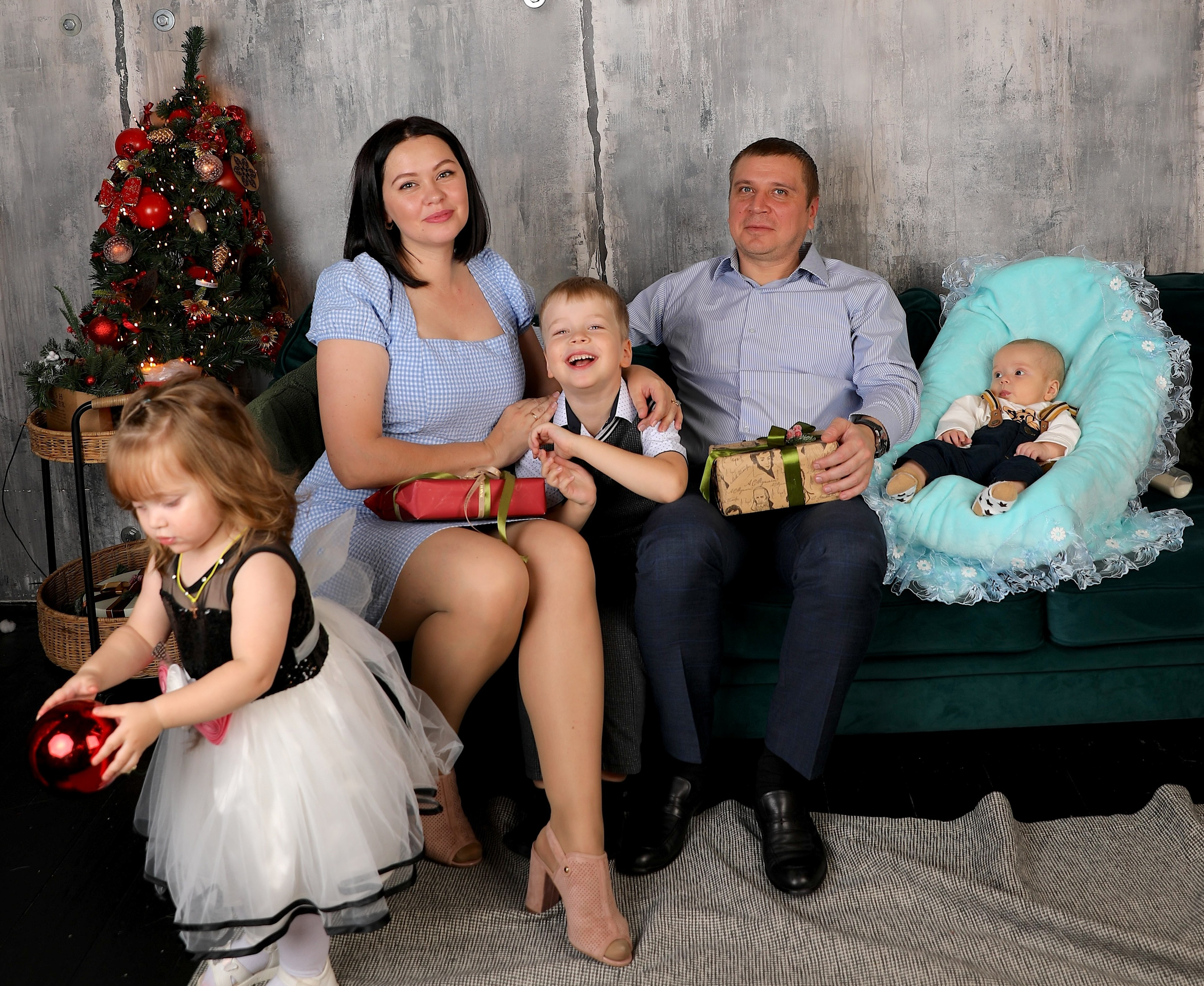 Новогодняя фотосессия. Привет, меня зовут Vikki фотограф с опытом более 7 лет