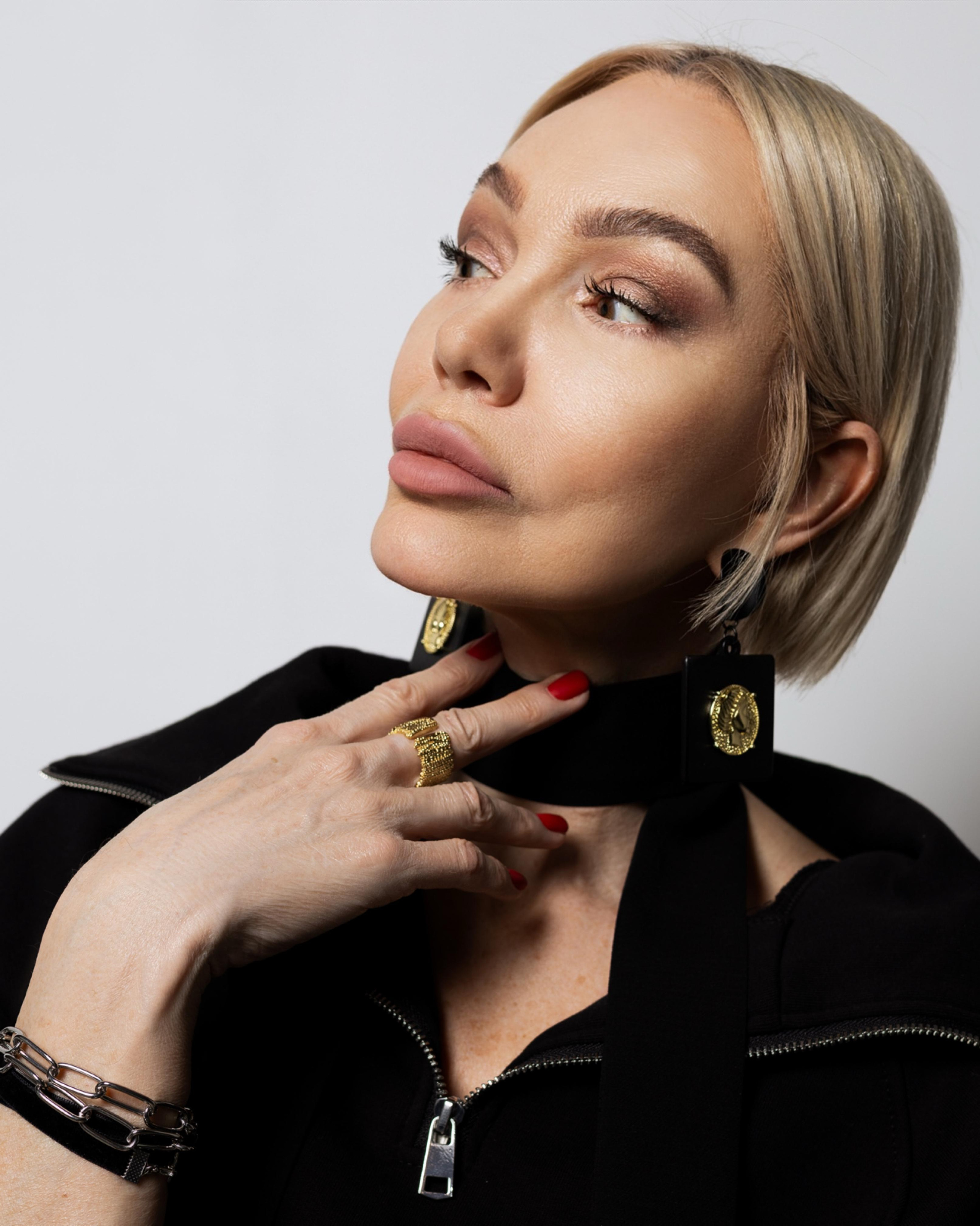 Гала стилист имиджмейкер, персональный стилист, обучение стилю, шоппинг, разбор гардероба, цветотипирование, коррекционные техники для разных типов фигуры, индивидуальный  имидж и стиль