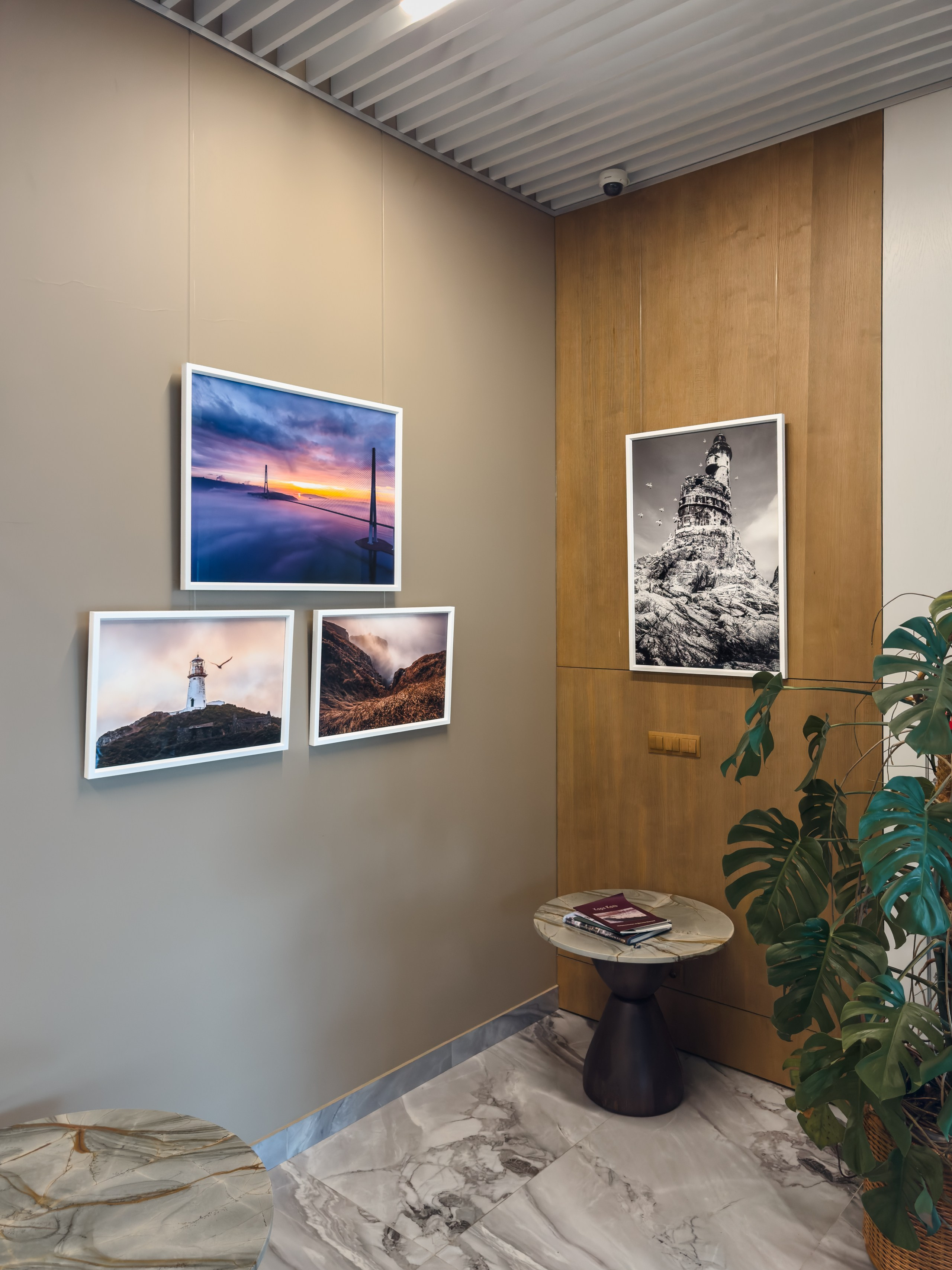 Наши фотокартины в отеле «Звезда Моря». Иван Зайцев (IZIART) — создание культурного кода через фото и видео