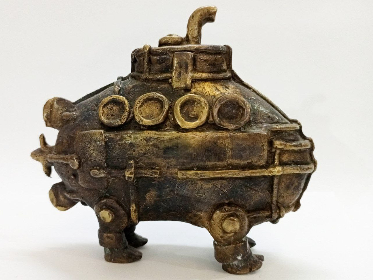 Юрий Шикин скульптура «Жёлтая подводная лодка». Декор для дома