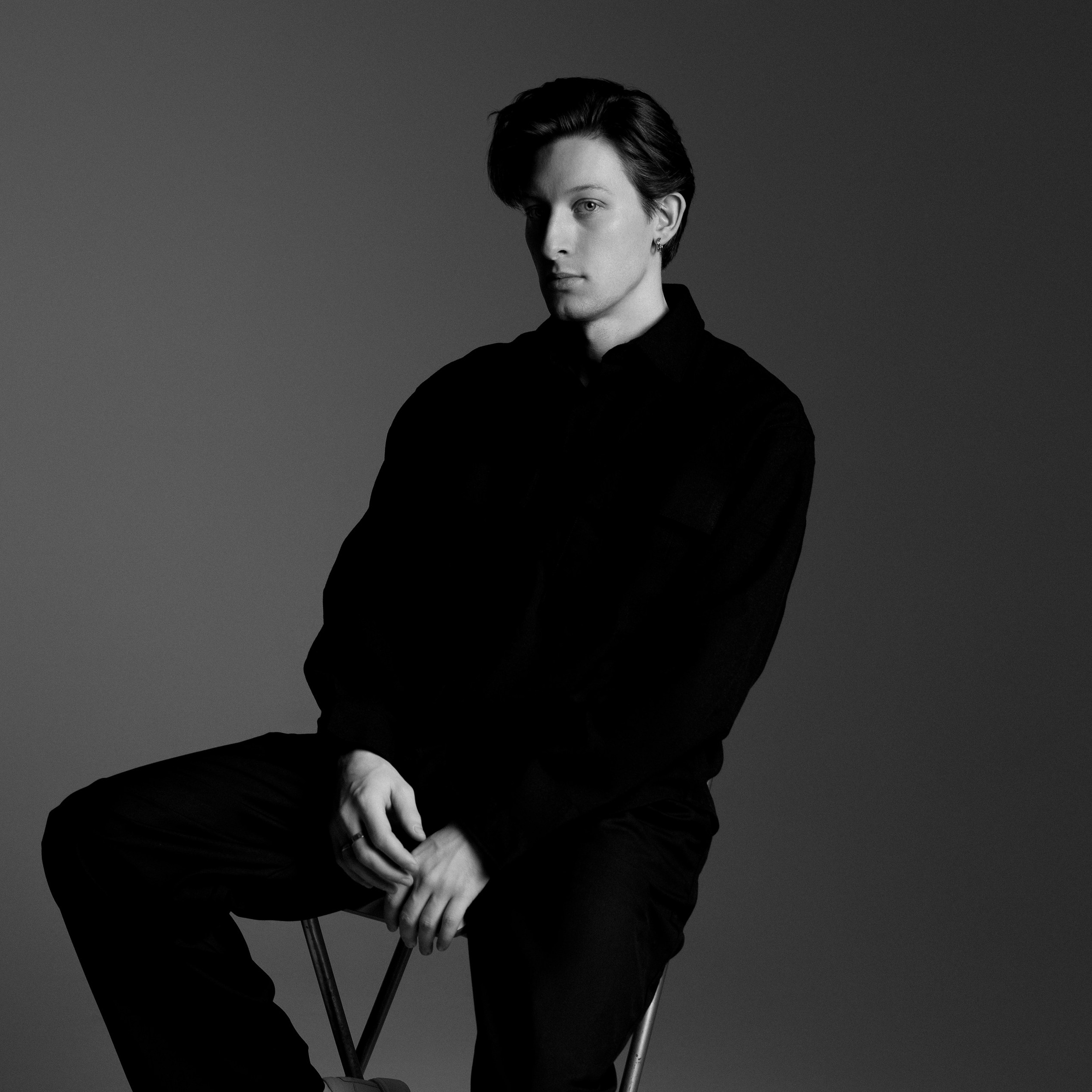 Портретный фотограф в Москве Артем Костеневич