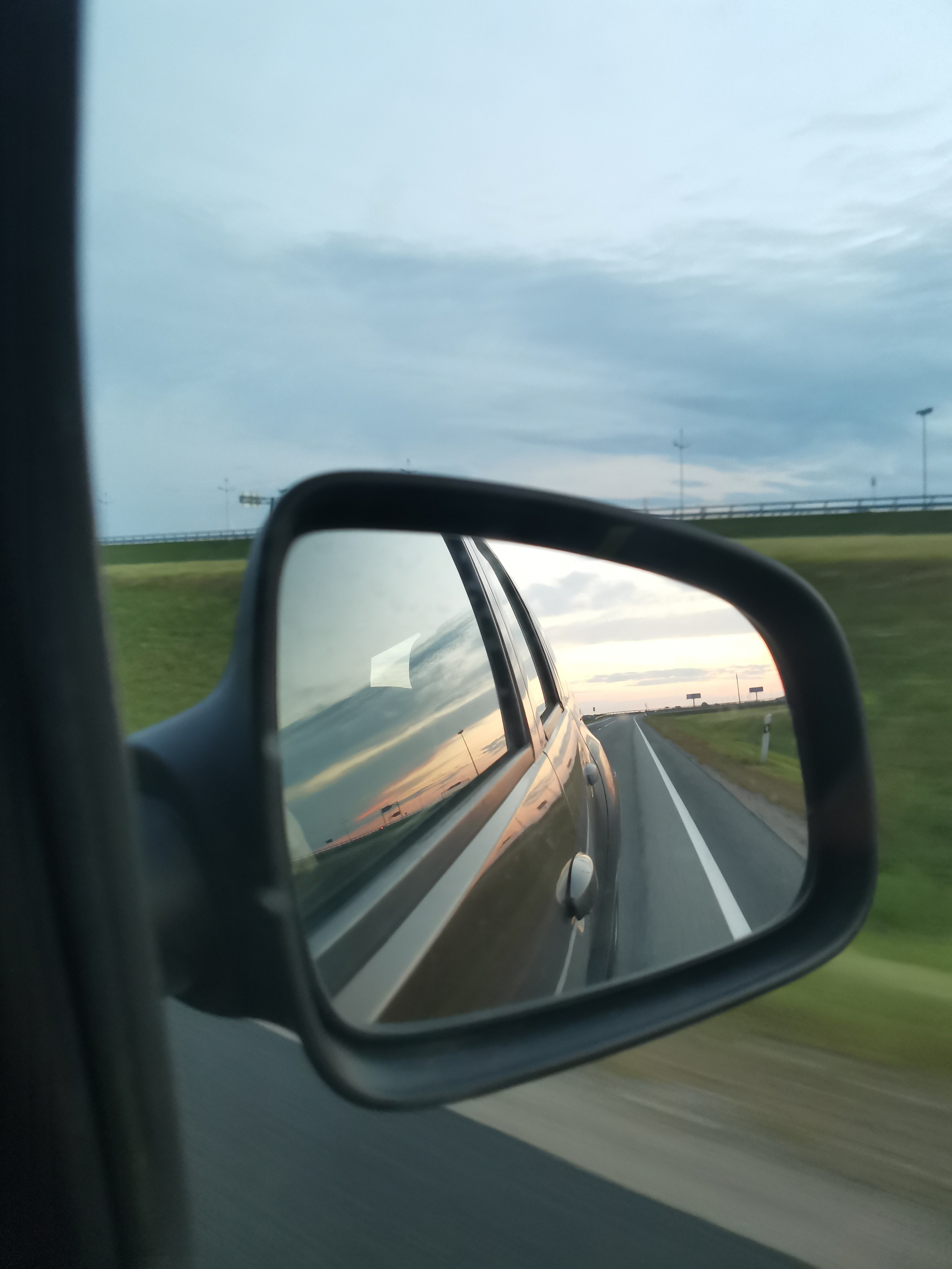 Как добраться туристу из России до Калининграда в 2022 году?. AI-контент (генерации ИИ-фото и видео), стоковые фотографии Калининградской области