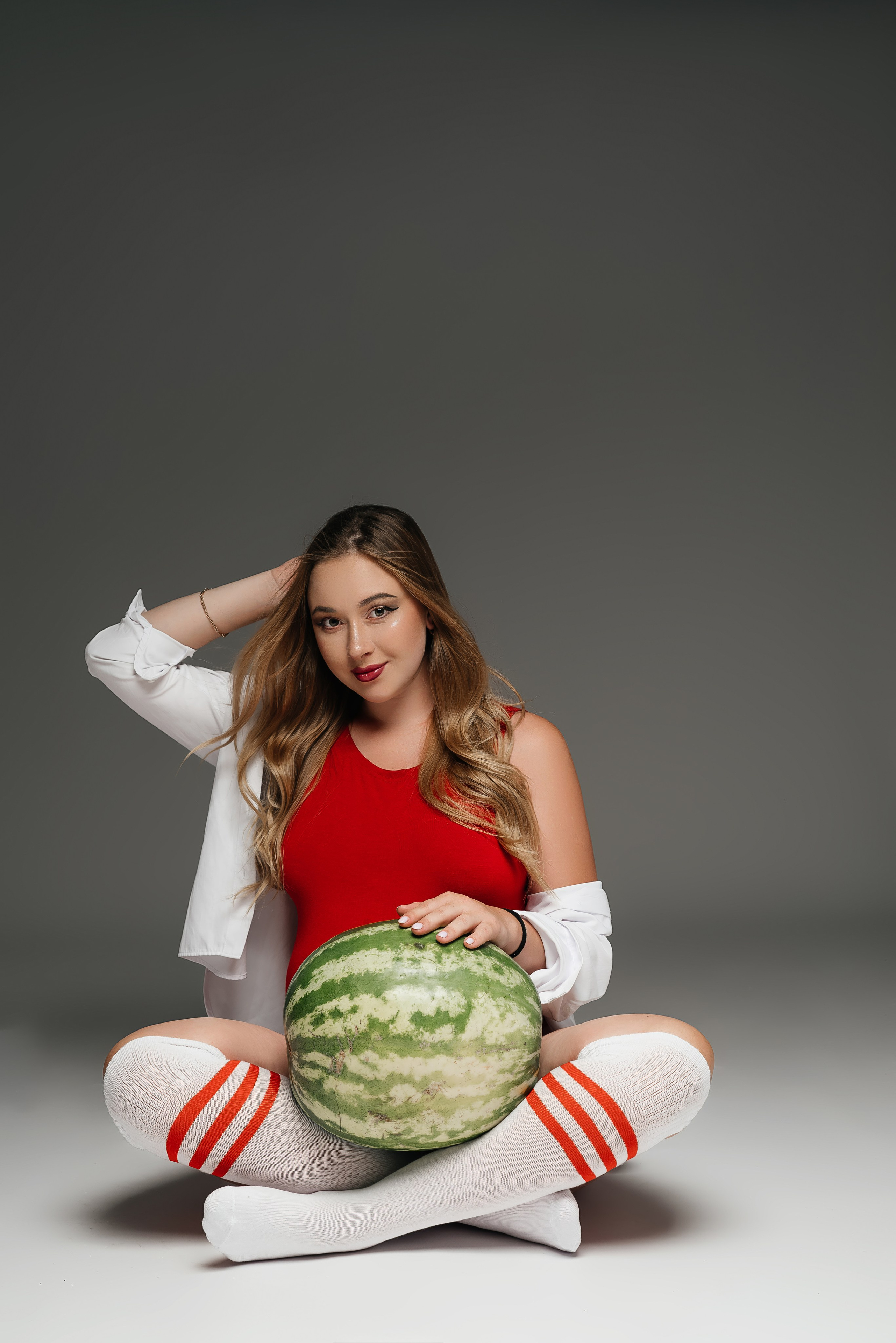 Студийная фотосессия в стиле VOGUE. Свадебный, семейный и школьный фотограф в Бийске Ксения Мамаева