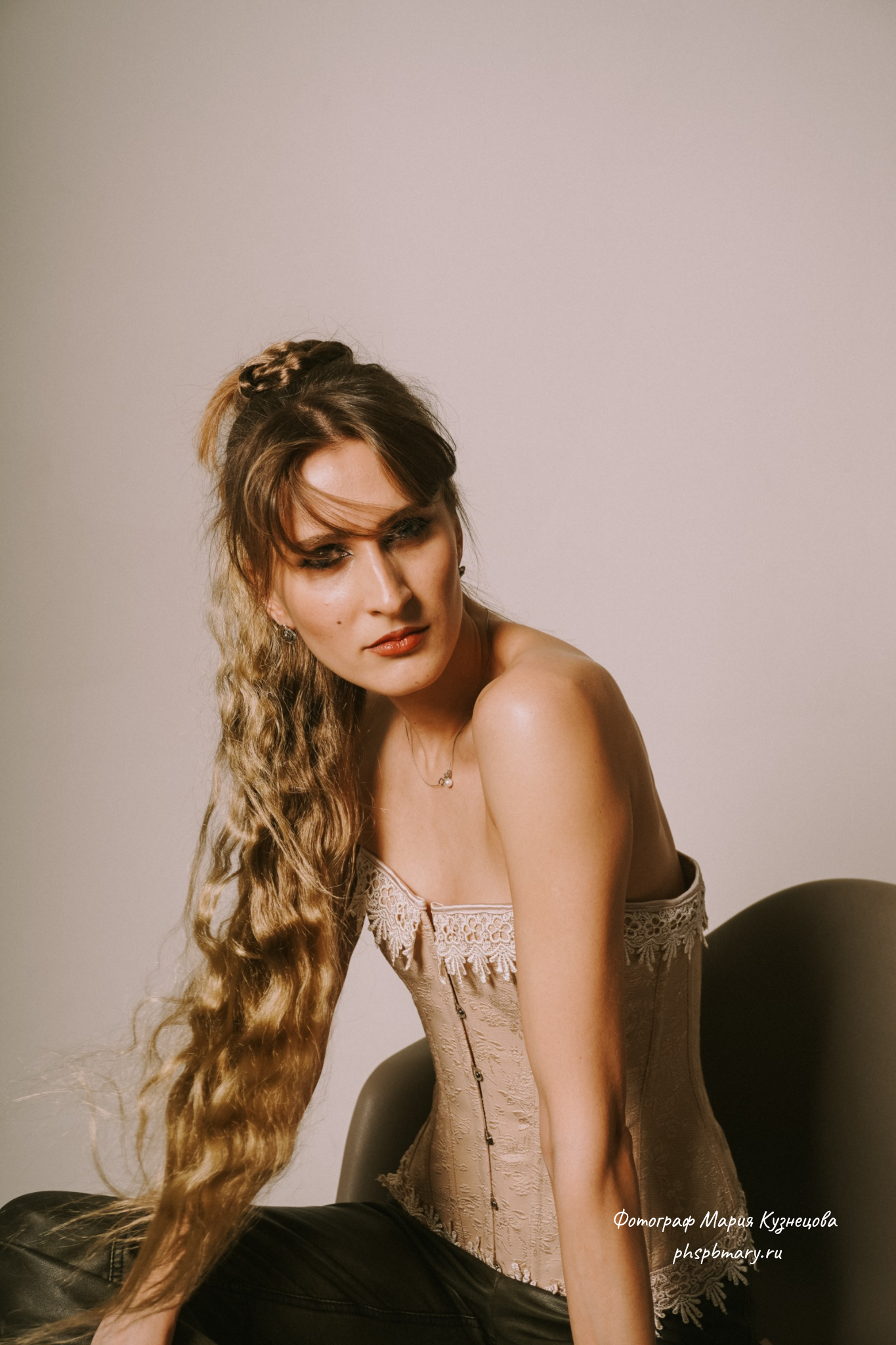 Модельное портфолио для кастингов. Фотограф Кузнецова Мария. СПб.