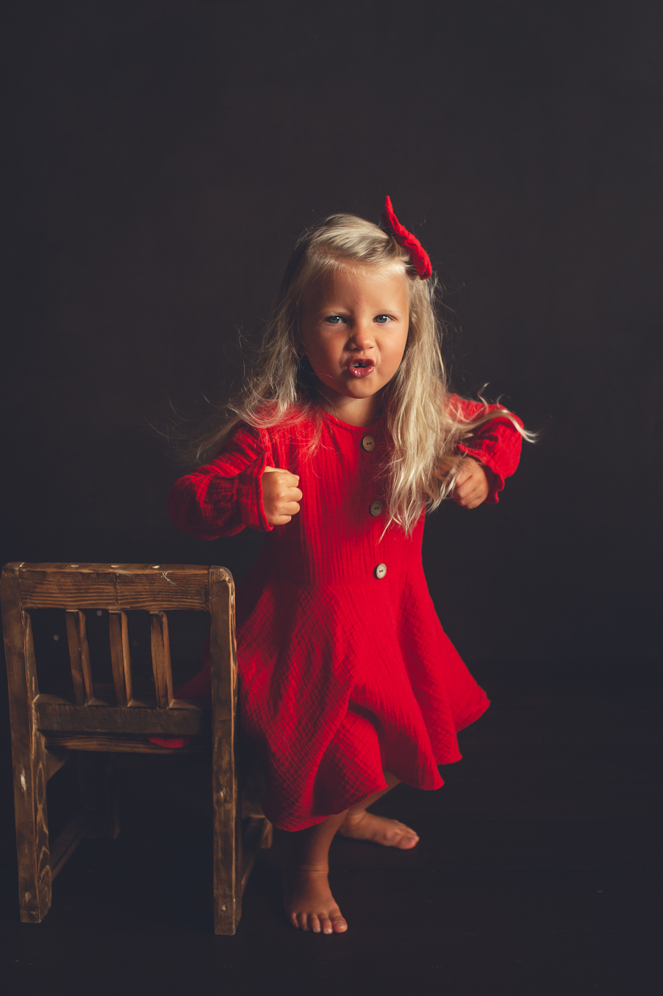 Семейная фотосессия в студии брата и сестры. Детский фотограф в Самаре