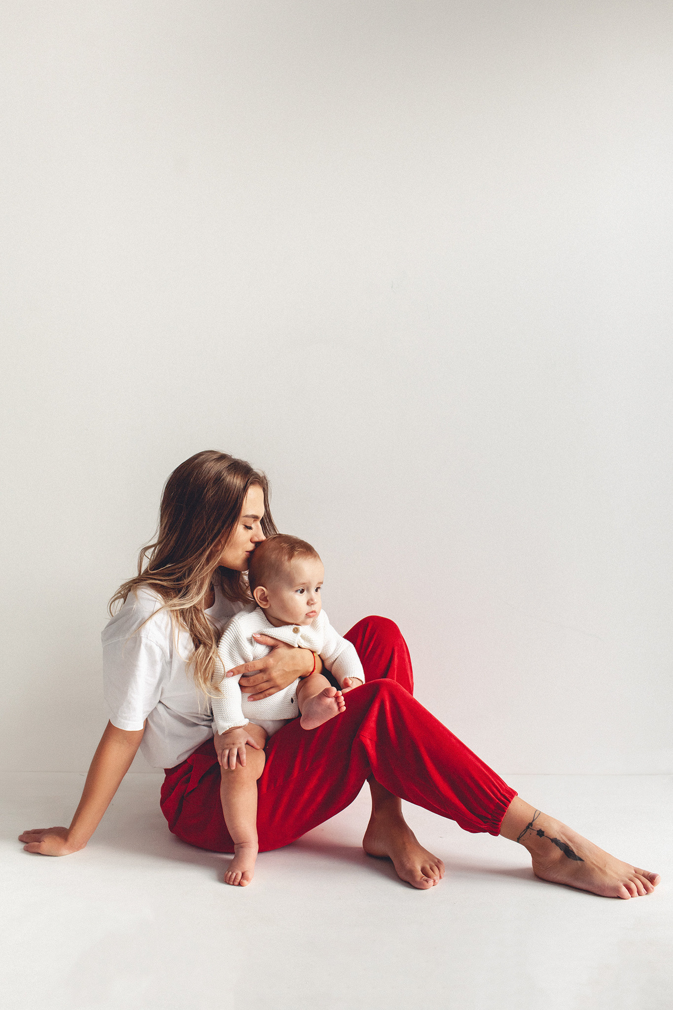 Фотосессия На одном квадратном метре и одной табуретке. Детский фотограф в Самаре