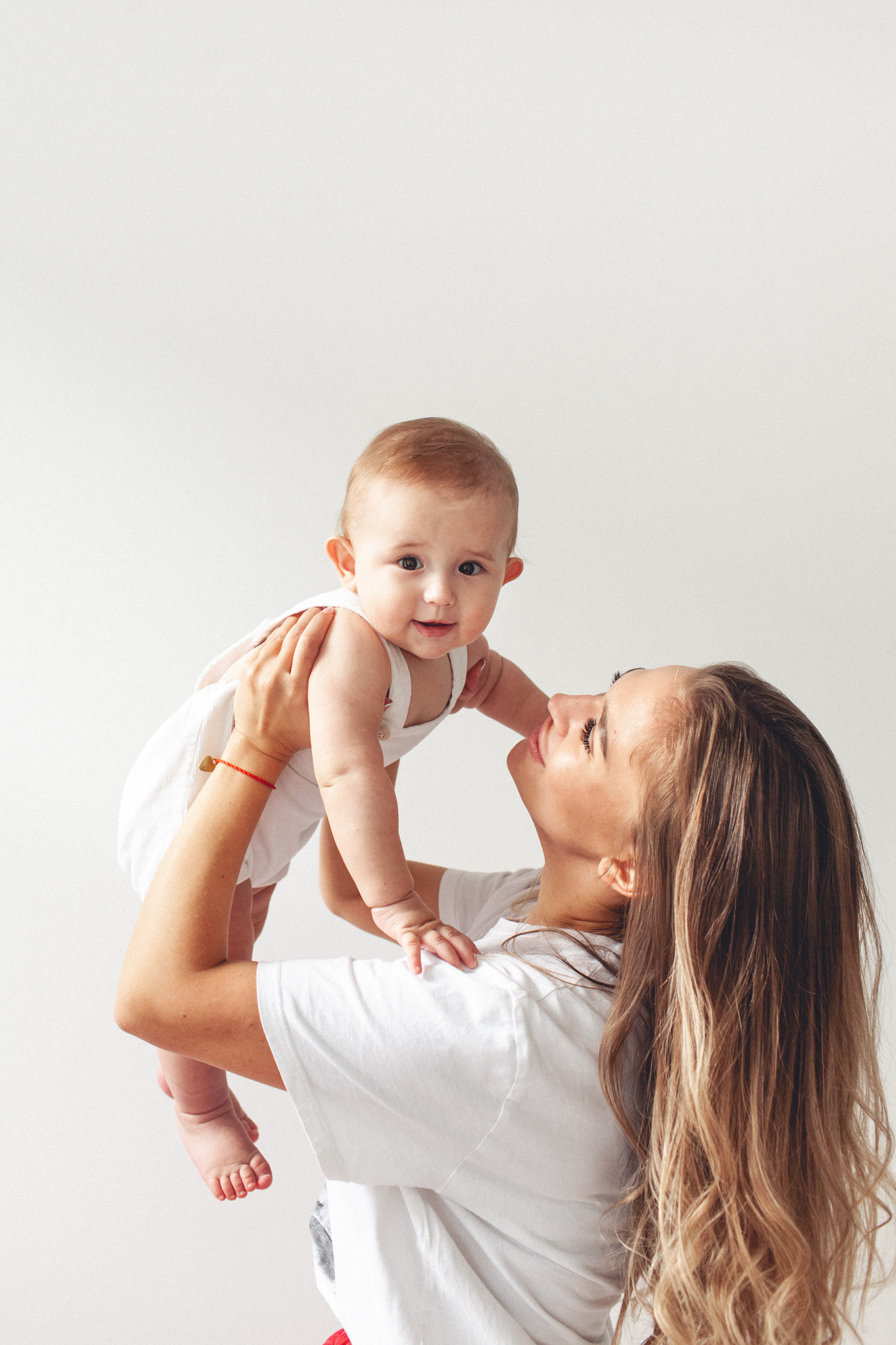 Фотосессия На одном квадратном метре и одной табуретке. Детский фотограф в Самаре
