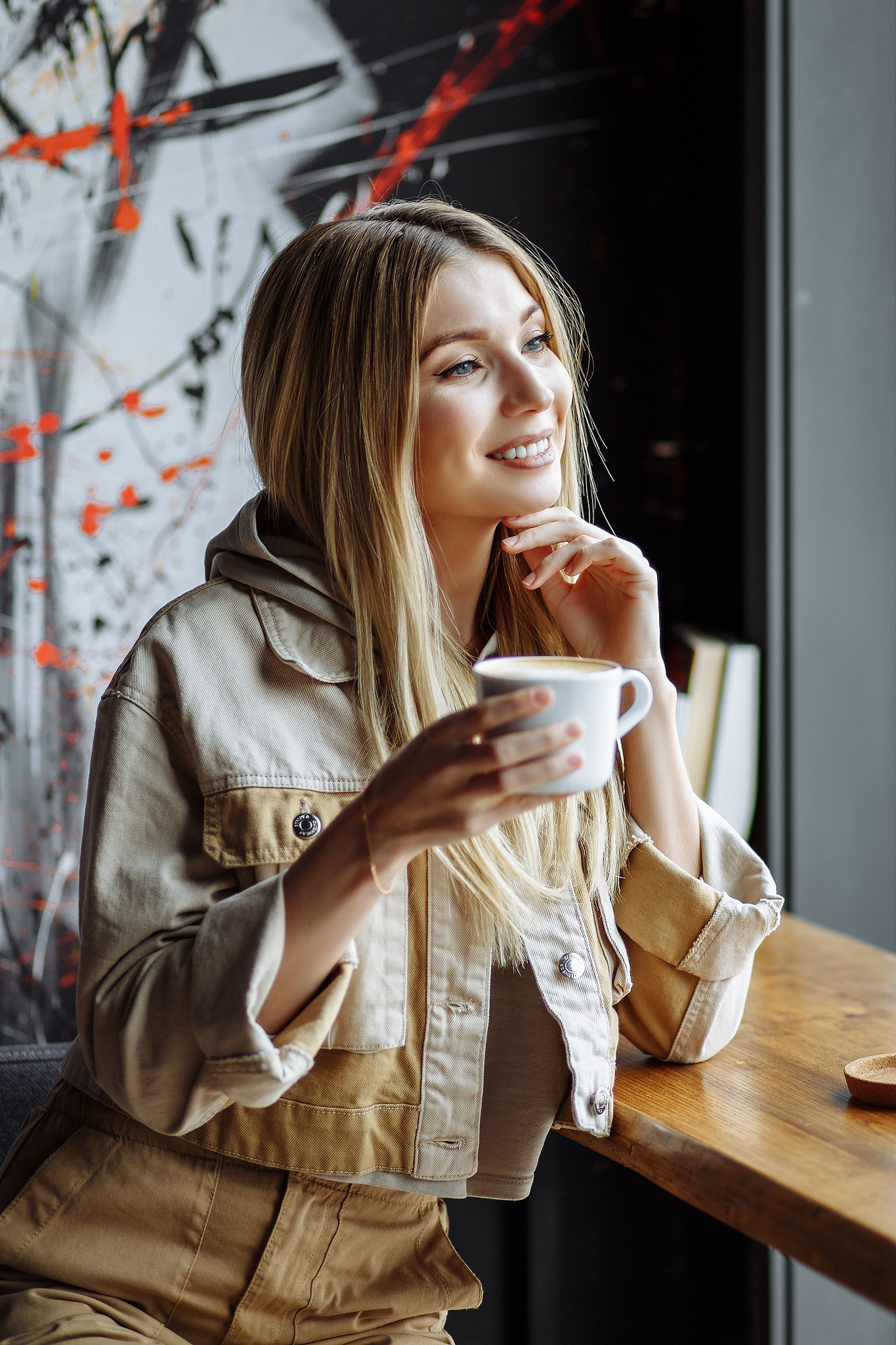 Маша и Женя. Два квадратных метра кофейни. Фотограф Антон Никандров