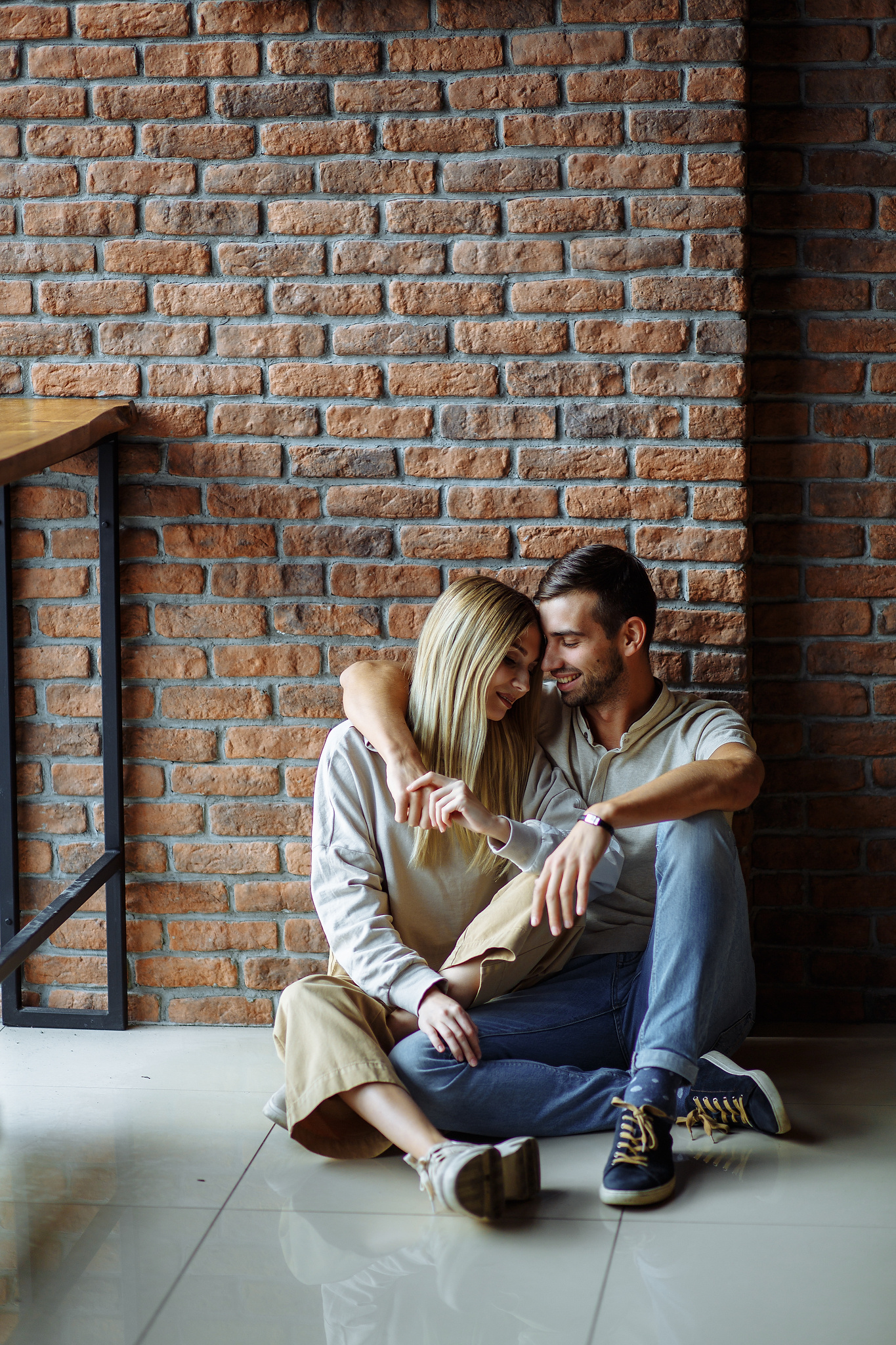 Маша и Женя. Два квадратных метра кофейни. Фотограф Антон Никандров