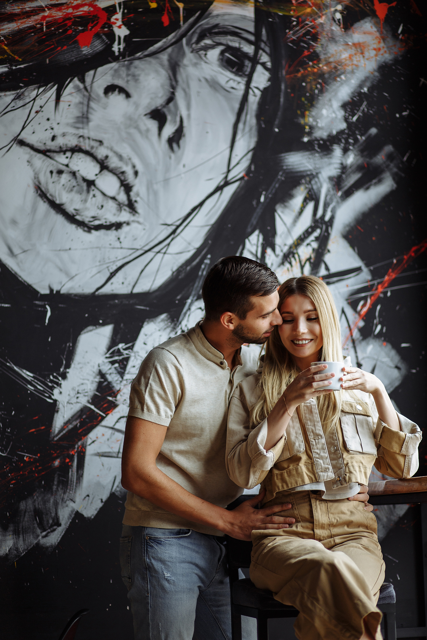 Маша и Женя. Два квадратных метра кофейни. Фотограф Антон Никандров