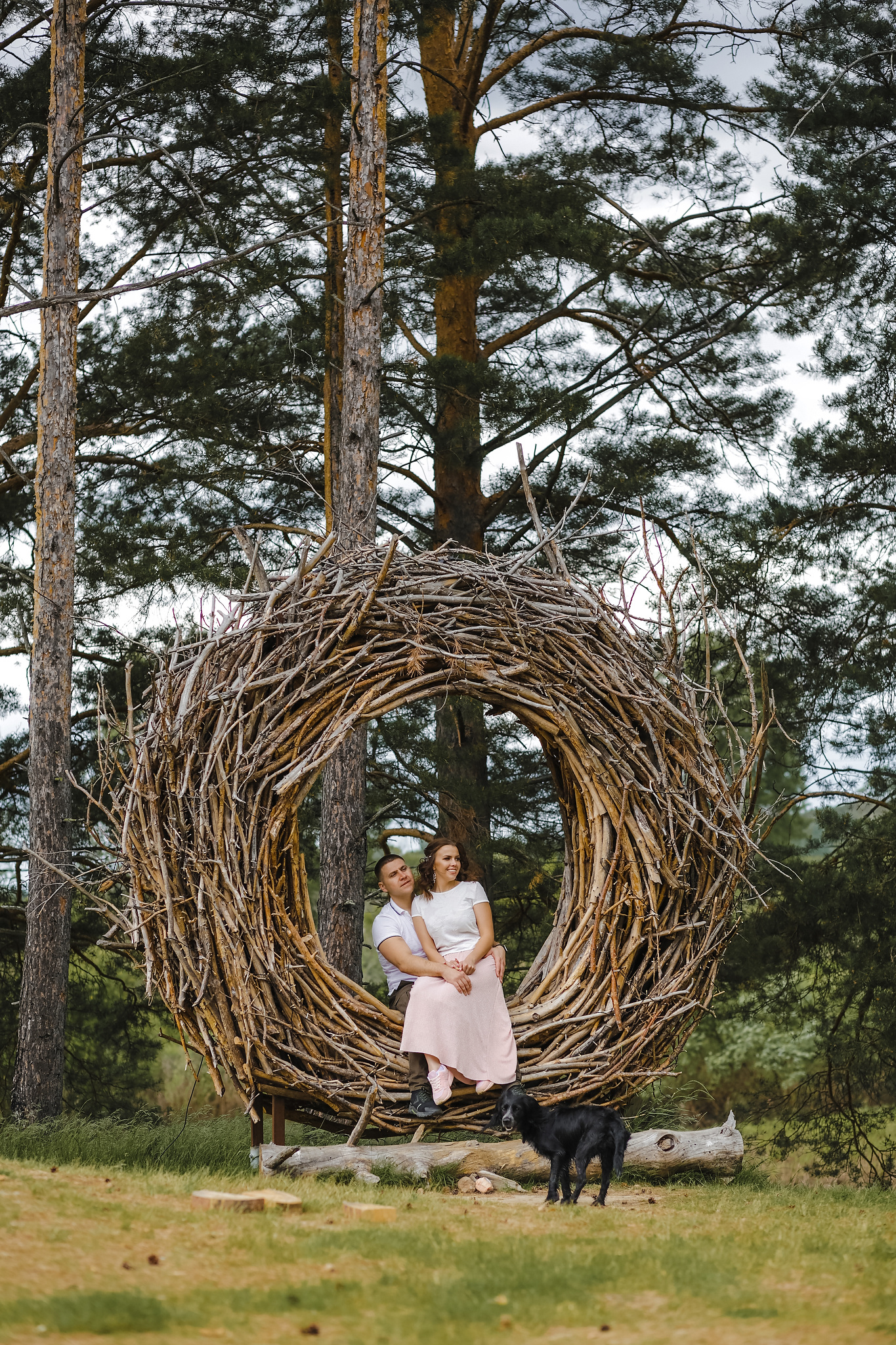 Катя и Вова. Органичность, спаниель и телефонная будка. Фотограф Антон Никандров