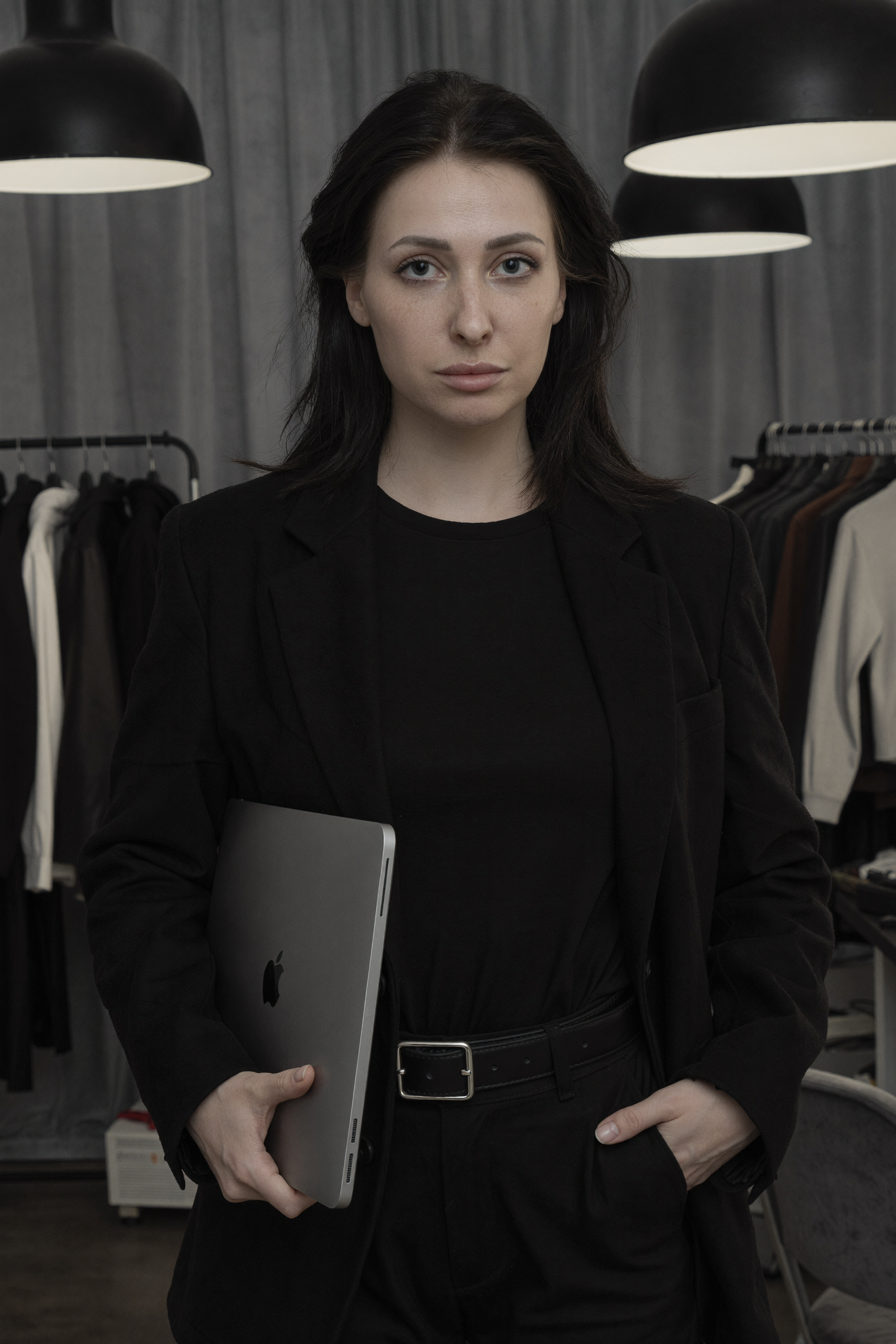 AI-креатор | Fashion-фотограф Lada Contrast