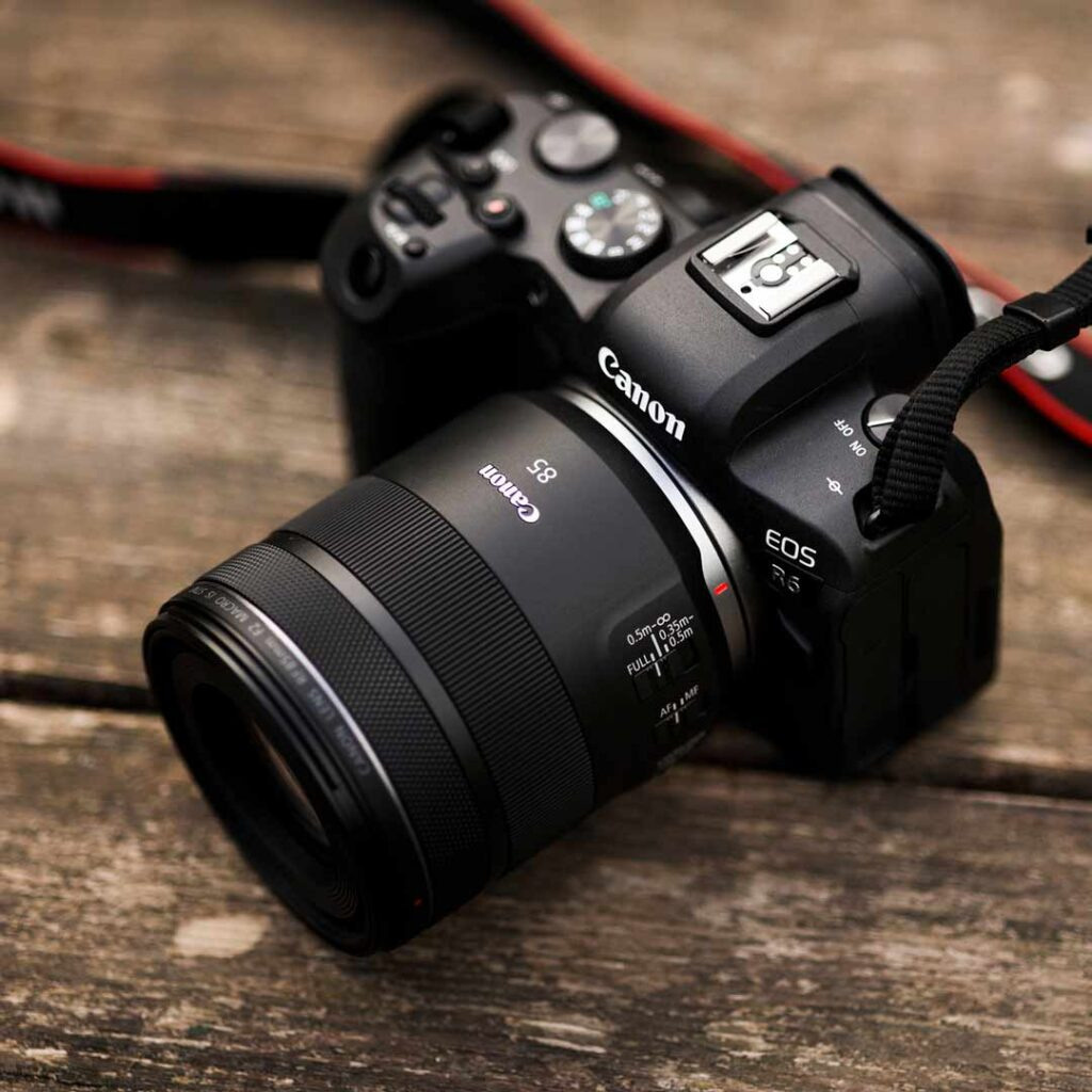 Контакты. Свадебный фотограф в Омске Яна Савина