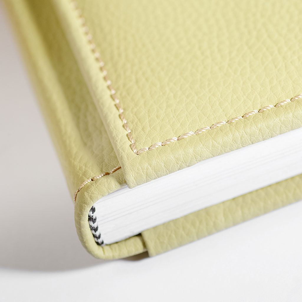 Фотокнига, книга о человеке, книга жизни, заказать фотокнигу. Семейный и детский фотограф Саратов Энгельс Сибукова Ирина