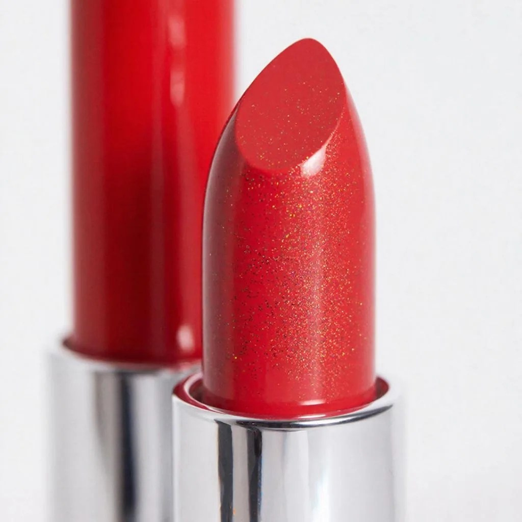 Фотографии созданные ии не работают на маркетплейсах