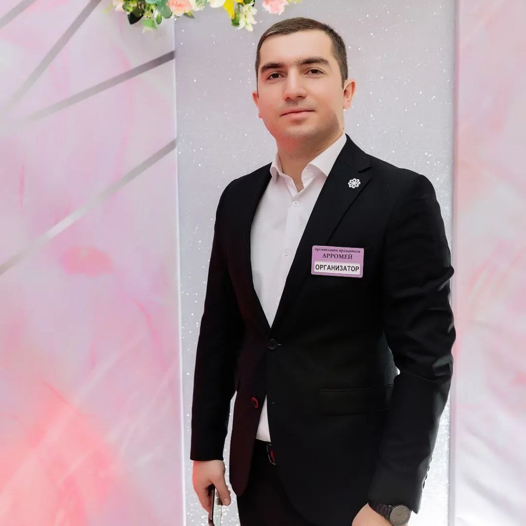 Контакты. Главная