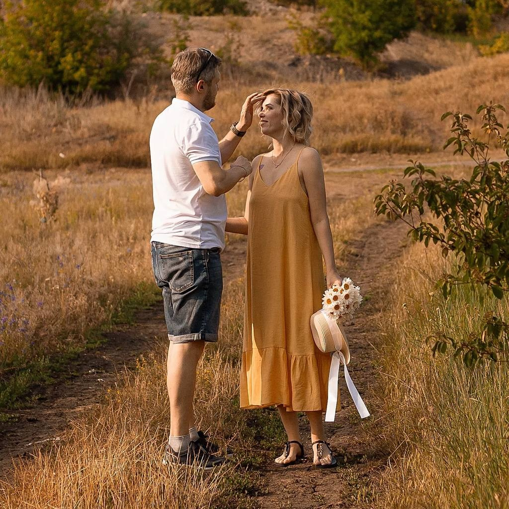 Love Story фотосессия в Донецке, романтическая съемка пары на закате. Фотосессия влюбленной пары, история любви, фотограф Александра Юрку