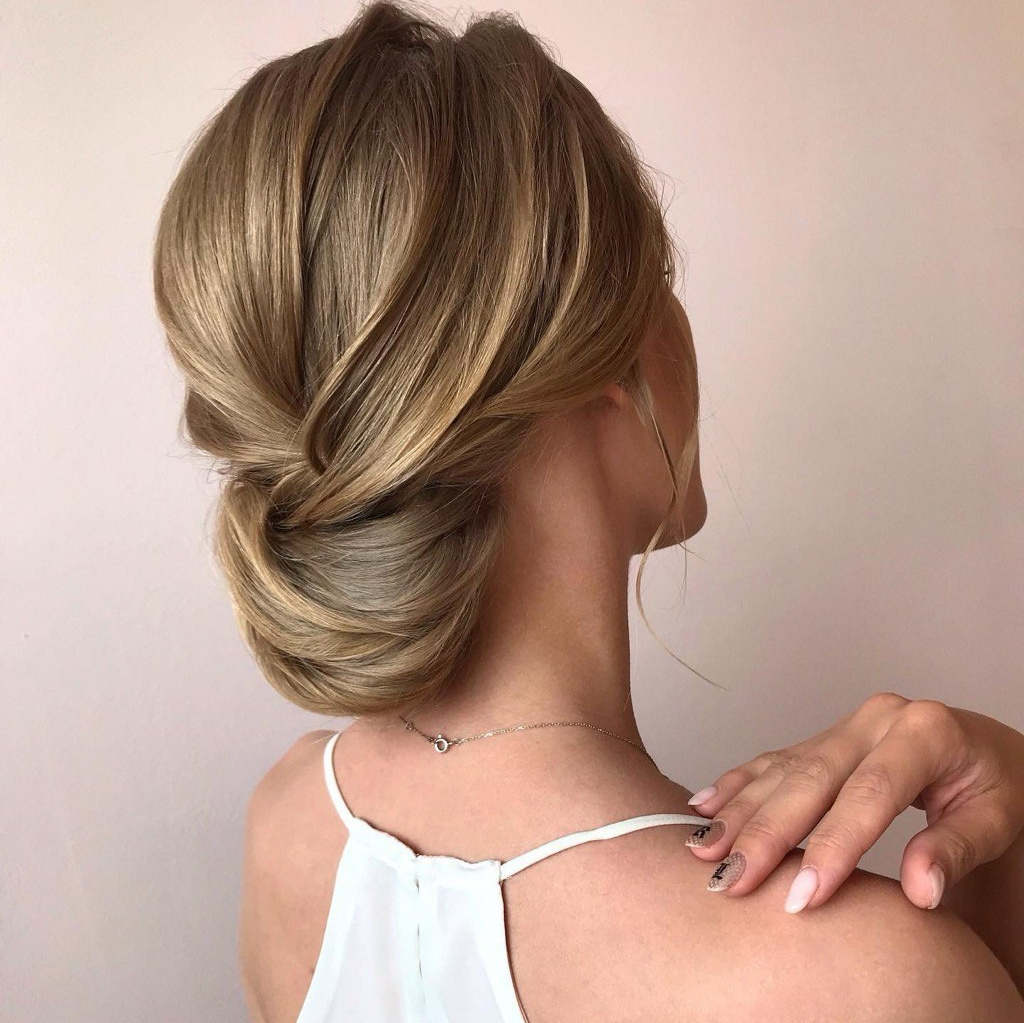 Базовый курс по прическам. Свадебный стилист по прическам и макияжу в Ростове-на-Дону Даниэла Дар