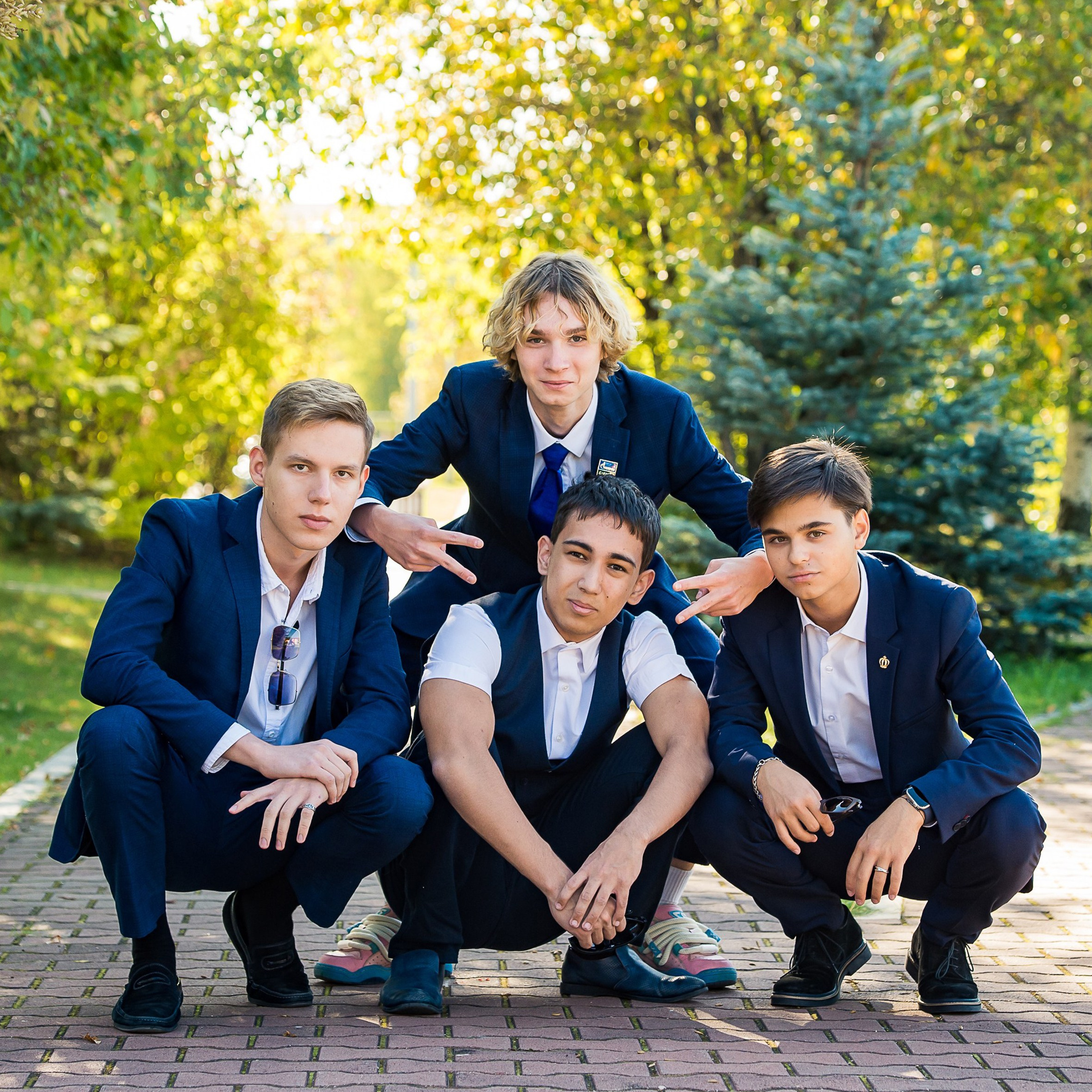 Стильные выпускные альбомы для 9-11 классов