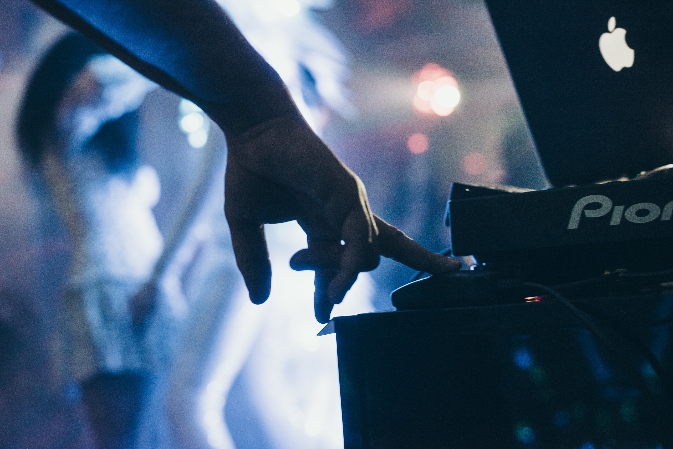 Фотосъёмка юбилея | Репортажный фотограф для частных мероприятий. Артём Савиных — профессиональный фотограф в Москве | Репортажи, свадьбы, портреты