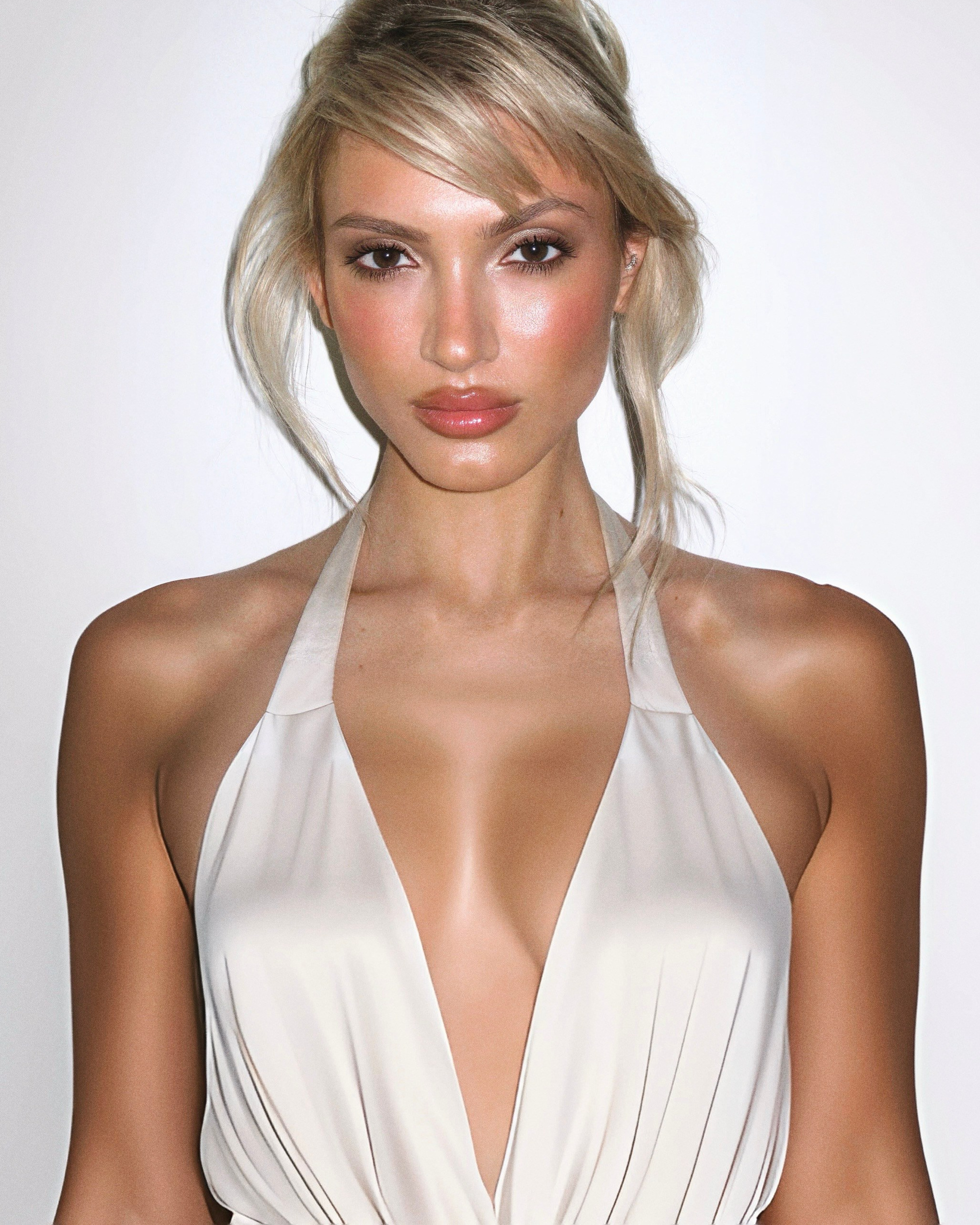 DEVELOPMENT. MONSTERA MODELS