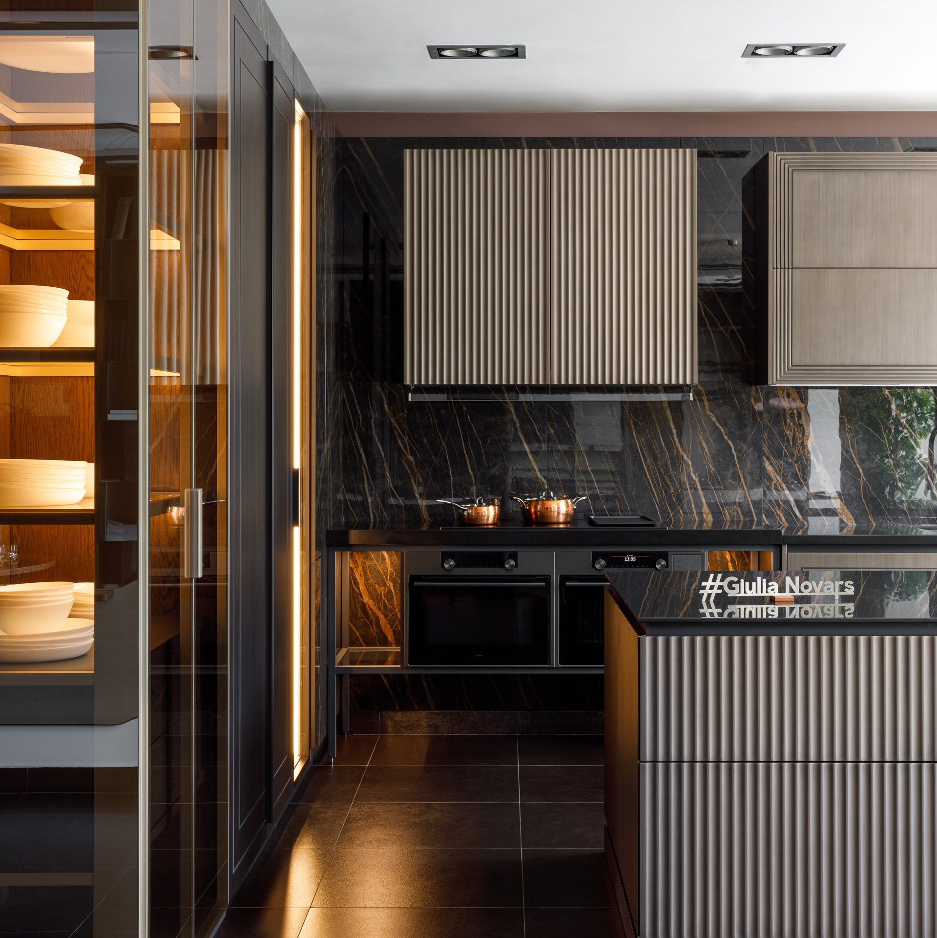 Интерьерная фотосъемка в Самаре. Интерьерный фотограф Дима Птицын и стилист Дарья Копылова