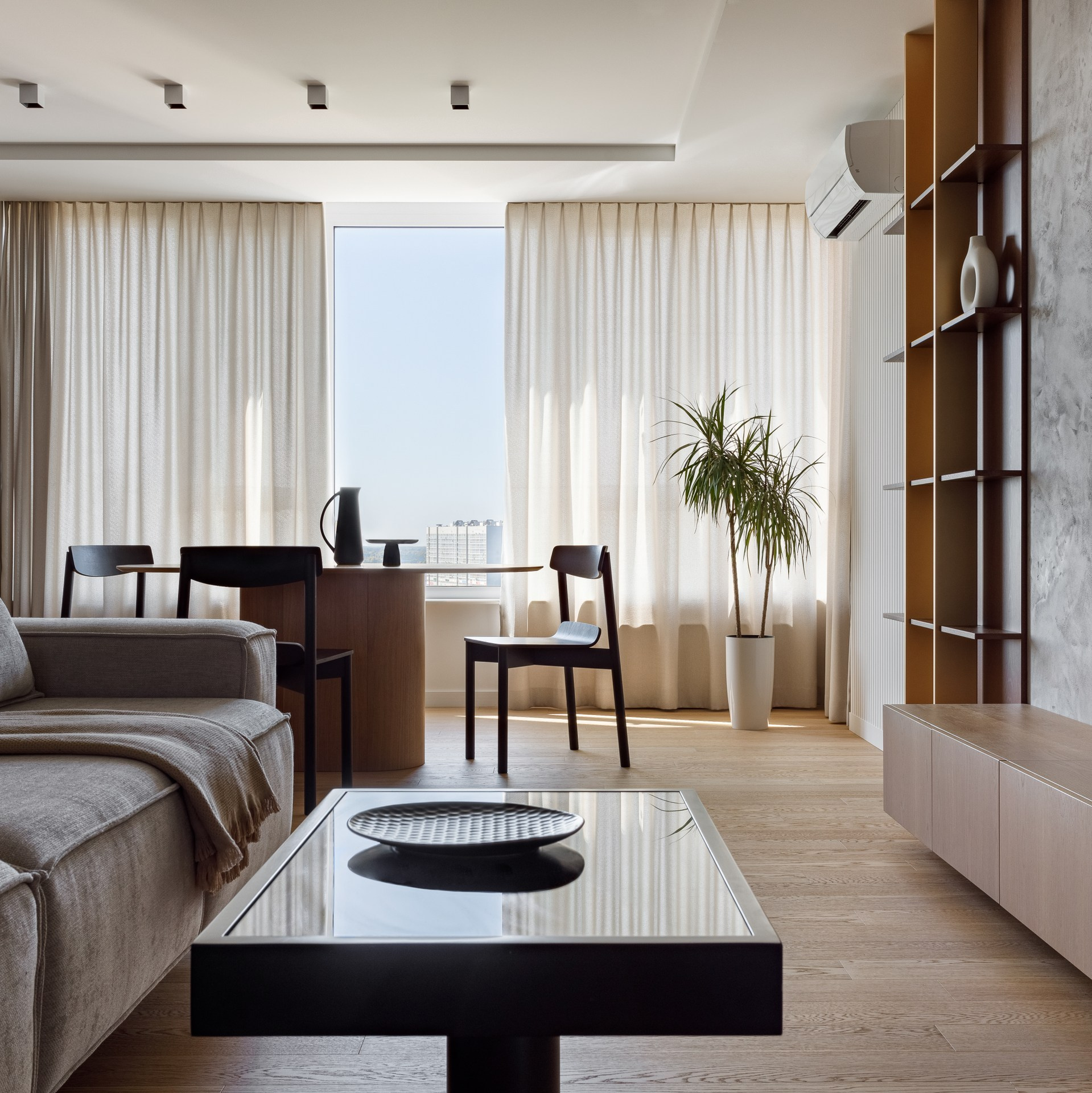 Интерьерная фотосъемка в Самаре. Интерьерный фотограф Дима Птицын и стилист Дарья Копылова