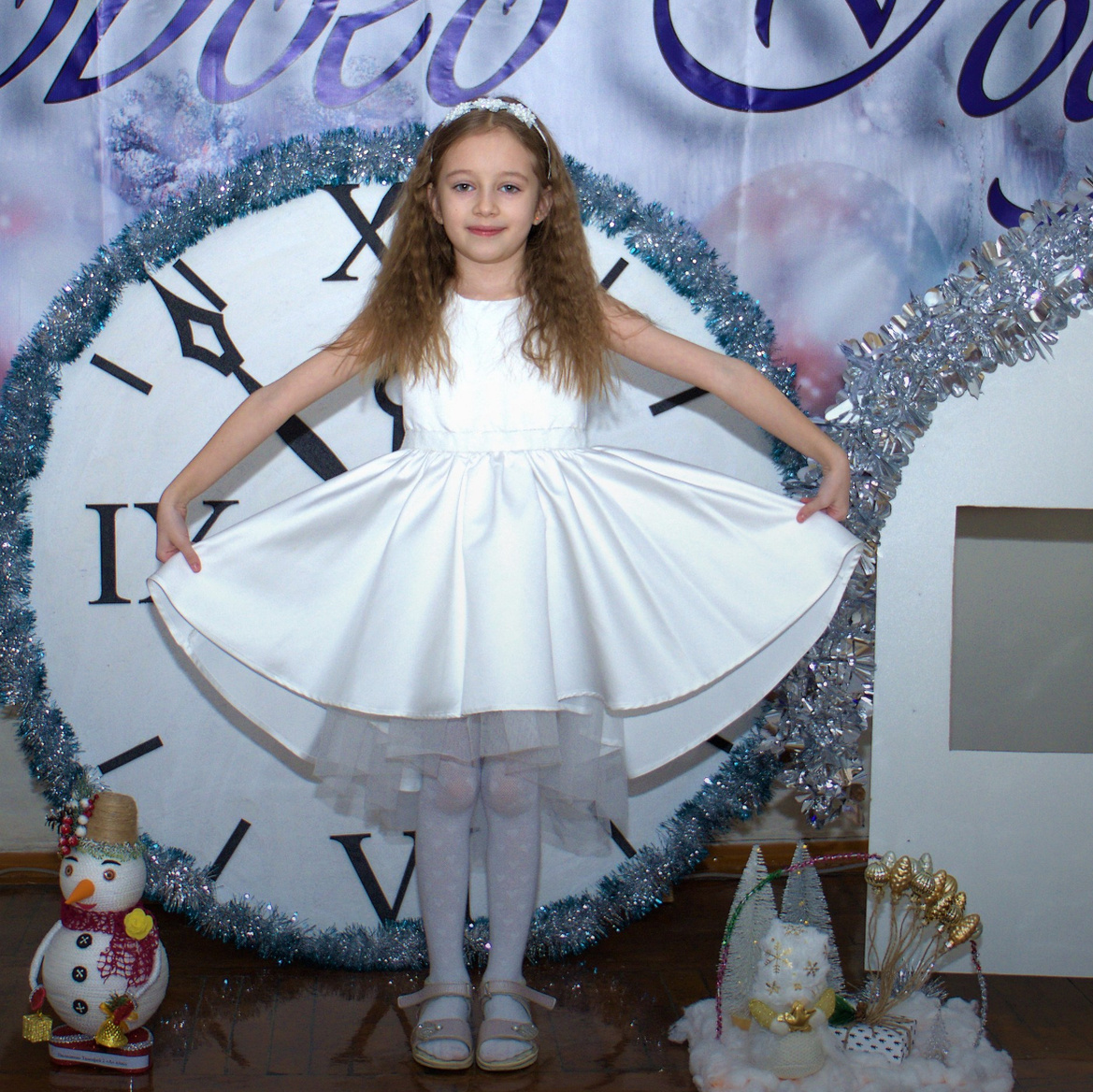 Прайс фото и видеосъемка вручение аттестатов и утренников в детском саду. Свадебный фотограф ростовская область