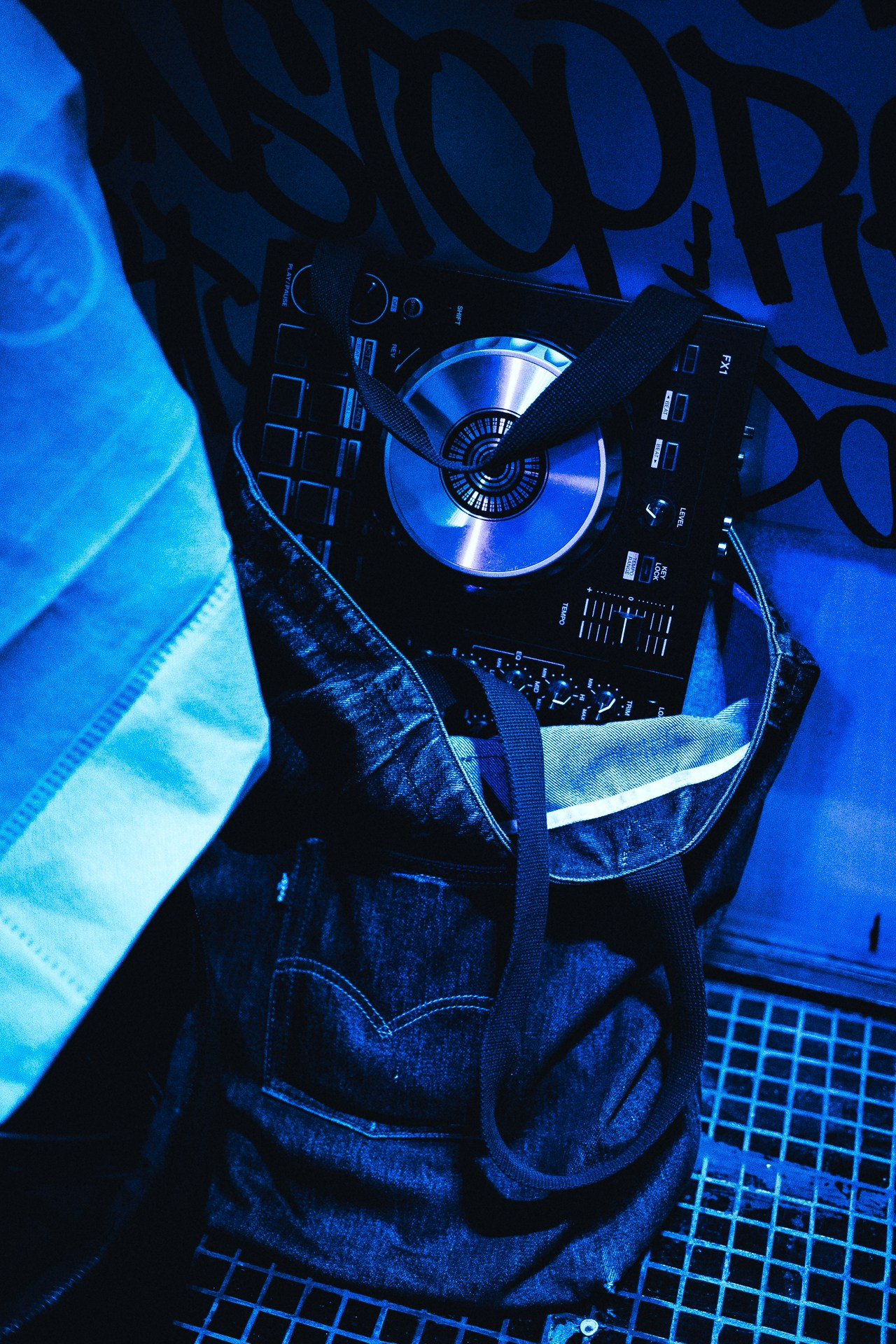 Клубный натюрморт. Фотограф Паша Максимов