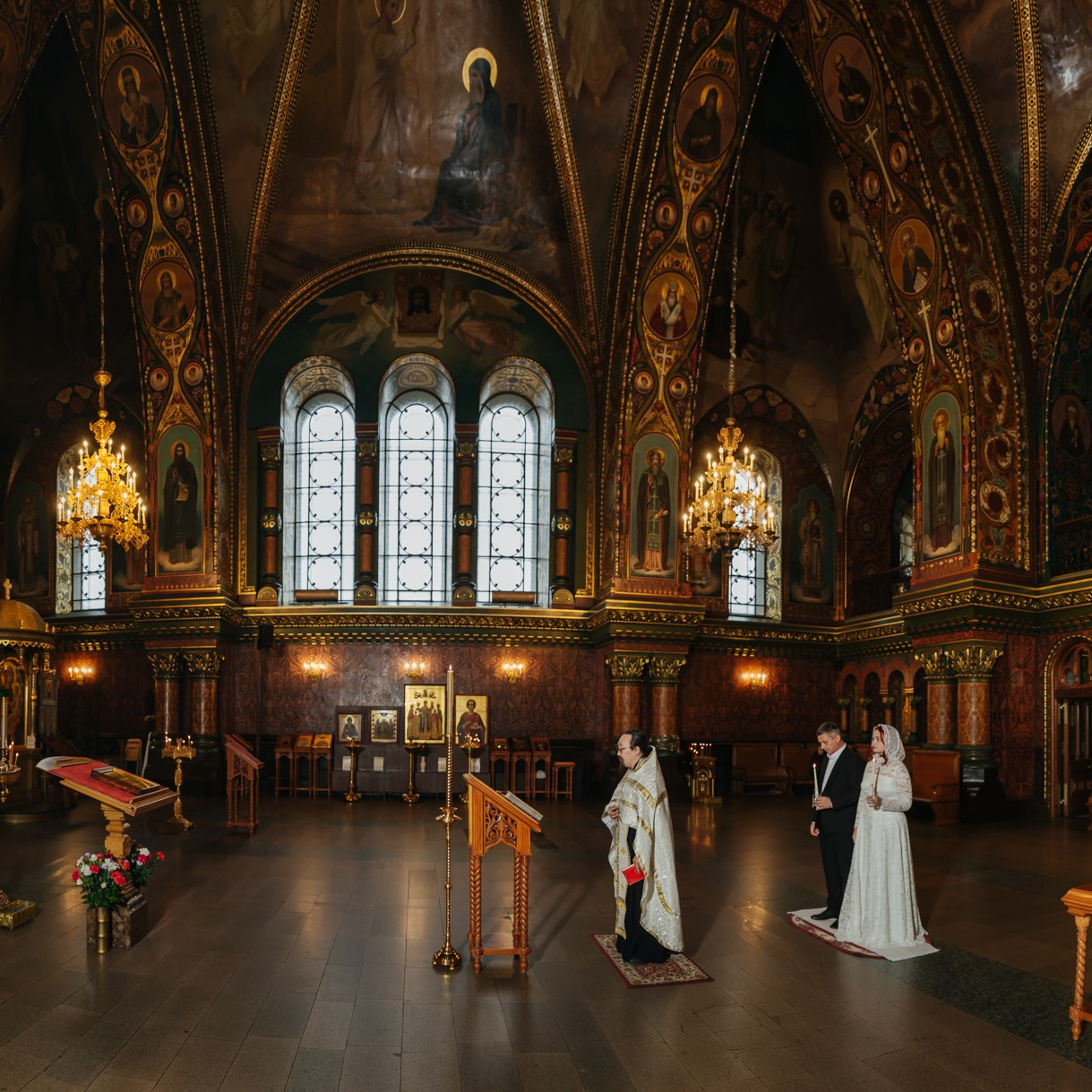 Фотограф крещение венчание в Петербурге! Помогает подобрать храм и посоветовал душевного батюшку в СПб