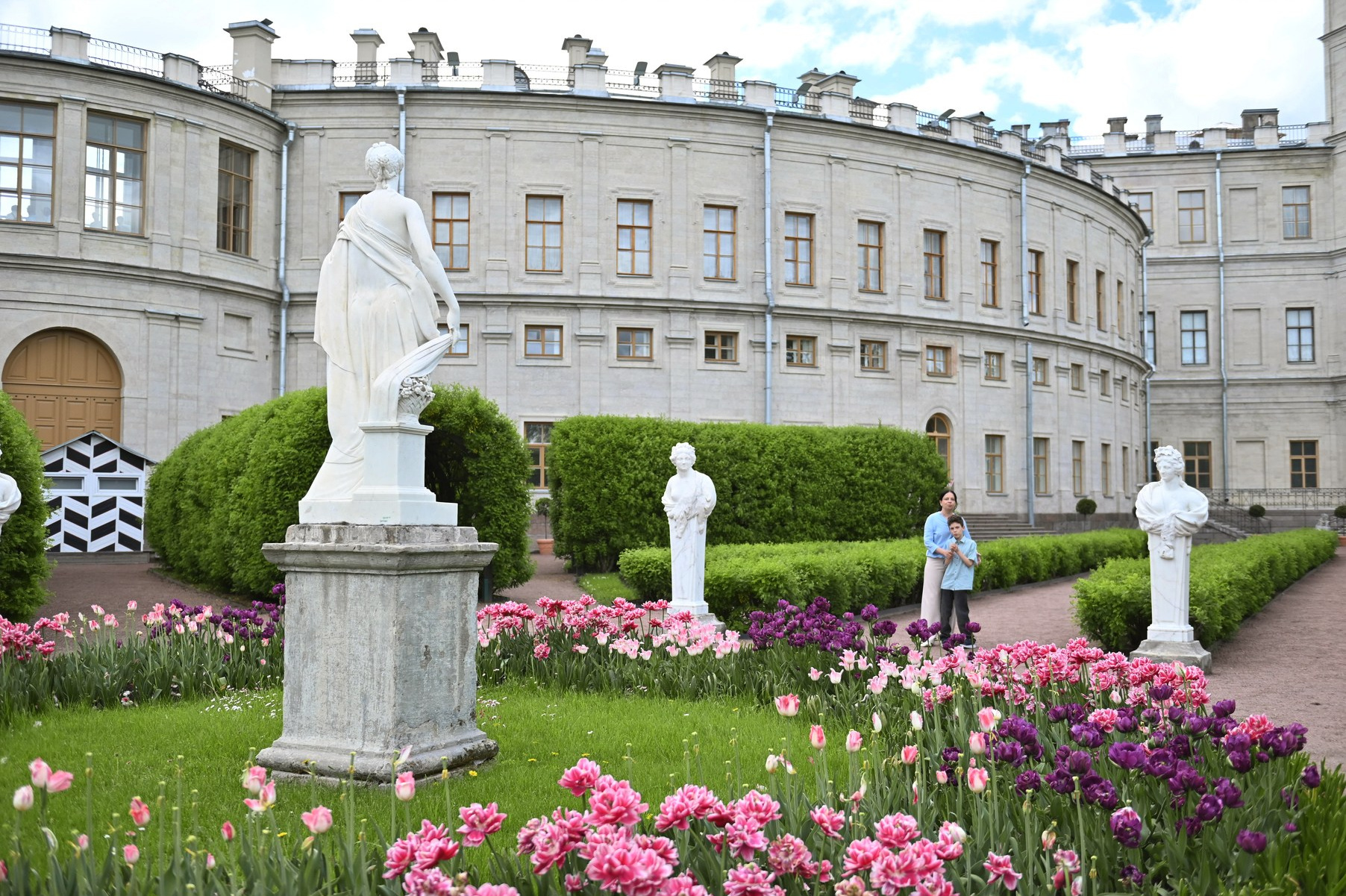 Семейная фотосессия в пригороде СПб
