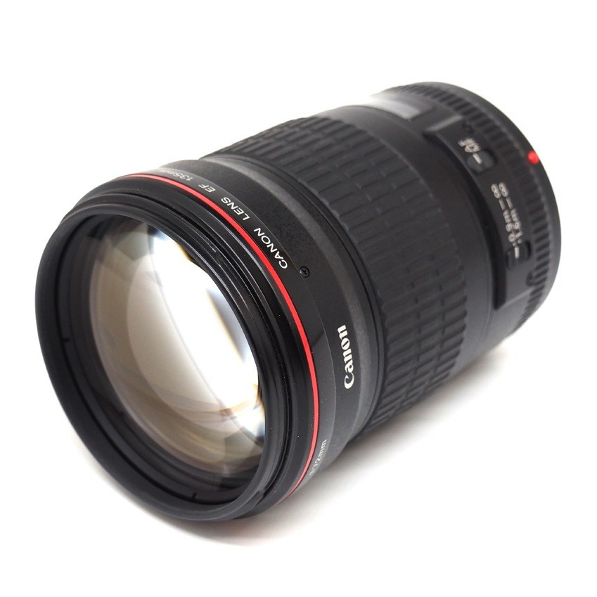 Canon 135 mm f/2.0 L USM