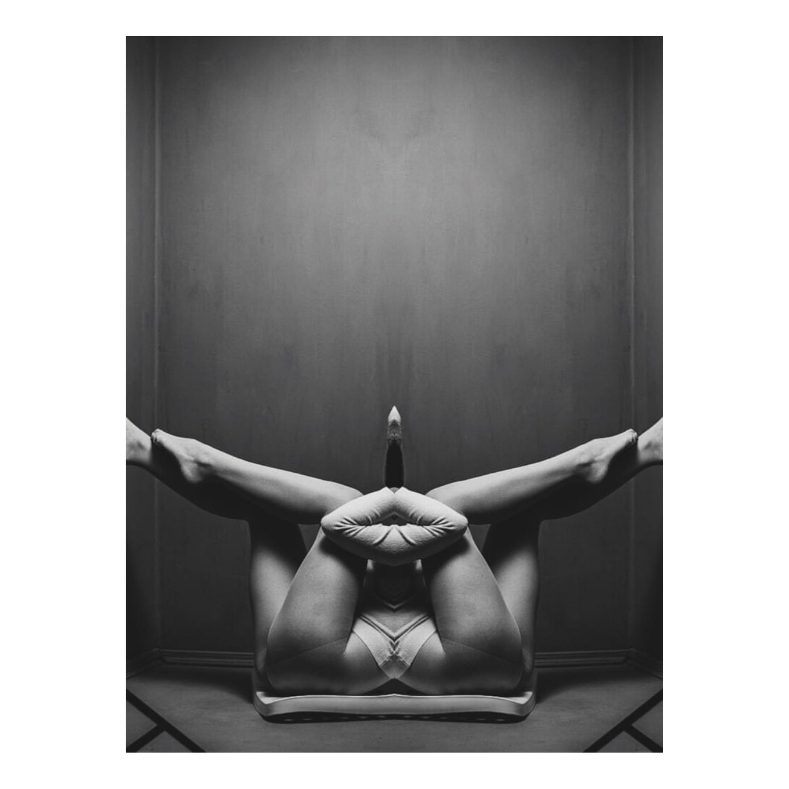 Начало тело. Концептуальный художник Сушкова Софья Москва