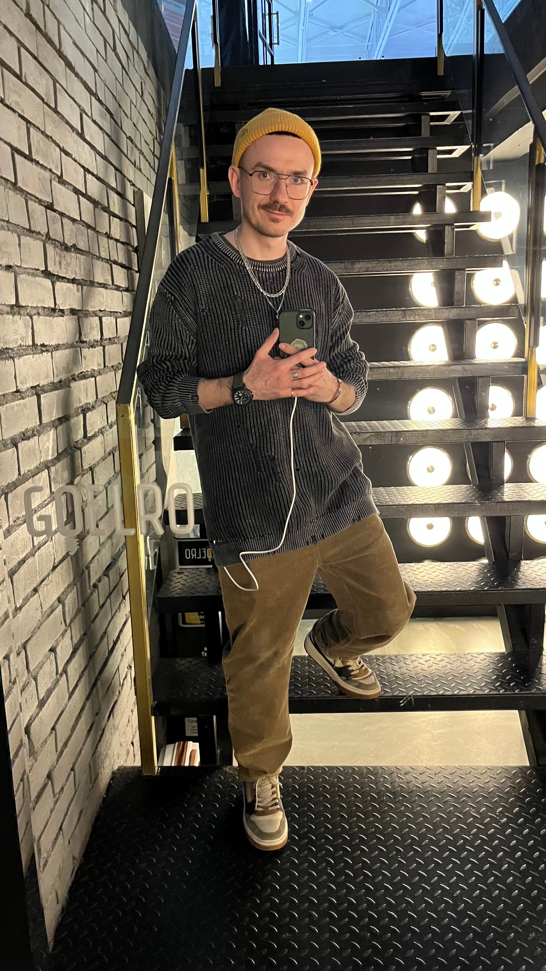 Портретный и репортажный фотограф в Москве Денис Машков