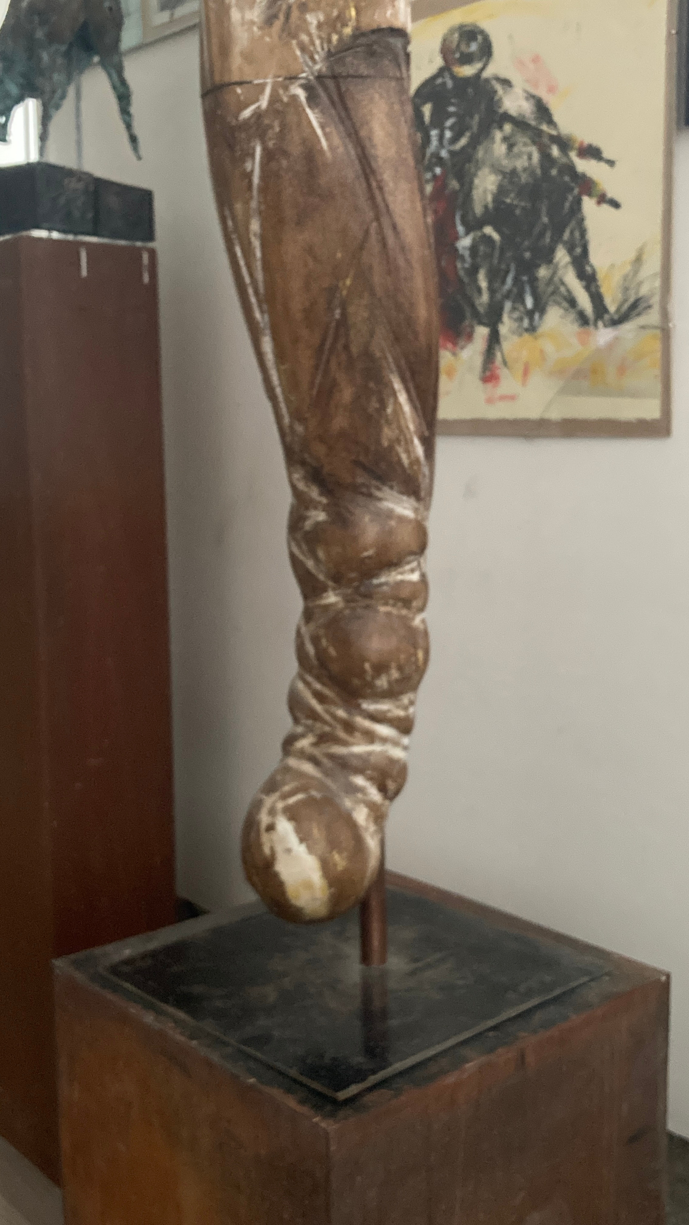 Неожиданный взгляд!. Sculptor Aleksei Dmitriev