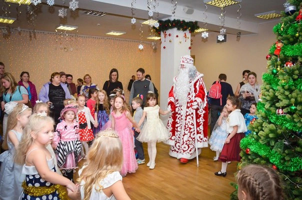 Костюм Деда Мороза и Снегурочки. Пошив театральных и сценических костюмов в СПб