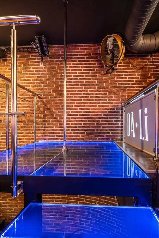 Ресторан-бар «Дали» г. Санкт-Петербург. Батракова Наталья дизайнер интерьеров Санкт-Петербург Москва Архангель