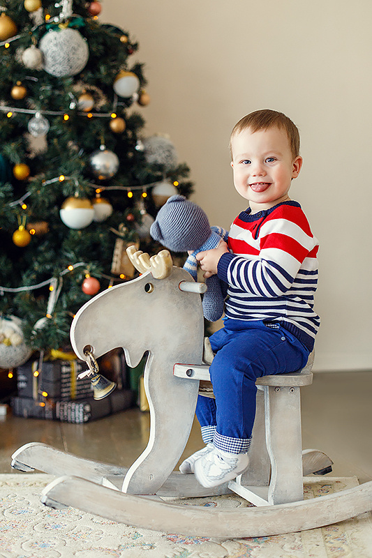 Фотосессия большой семьи из нескольких поколений. Семейный фотограф Ульяна Вдовкина г. Екатеринбург