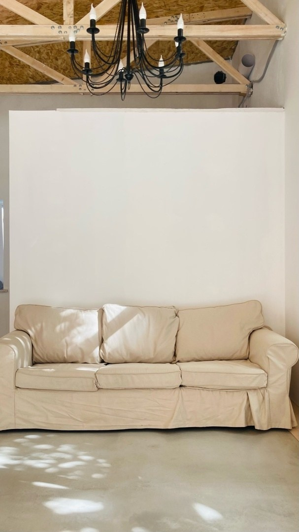 На этом фото представлен интерьер фотостудии Фататум, в павильоне.