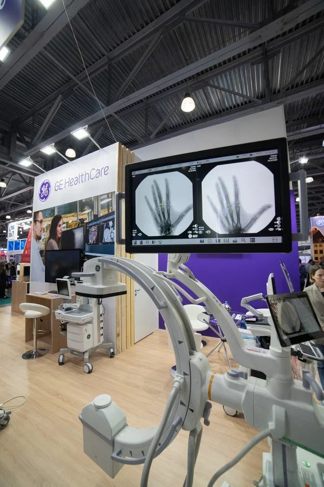 Выставочные стенды. Профессиональный портретный фотограф в Москве Владимир Глаголев