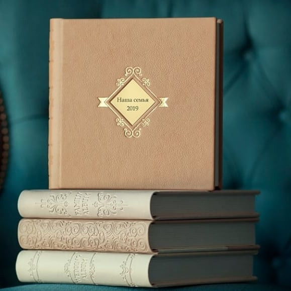 Подробности о книгах. Детский и семейный фотограф в Павлодаре Оксана Солей. Школа моделей