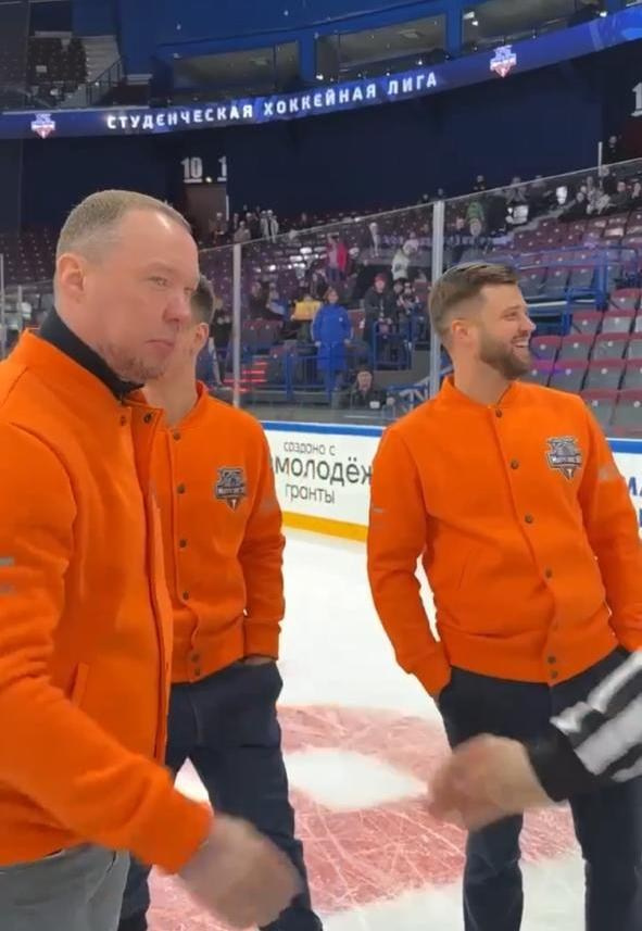 Партнеры, заказчики, клубы КХЛ, хоккей, форма, Салават Юлаев, Автомобилист, Металлург, Трактор, Ак Барс, Нефтехимик, ВХЛ, КХЛ, STEEL AXES, Магнитогорск, экипировка, спорт, твори добро, ДЦП, благотворительность