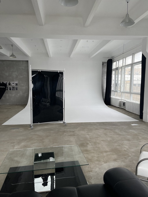 Варшавское шоссе 33/13, 36 оф.2400р/час при оплате за 2 часа. Бронирование от 2х часов.На 1 час действует наценка  +500 р