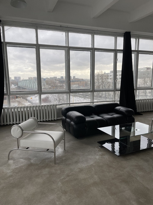 Варшавское шоссе 33/13, 36 оф.2400р/час при оплате за 2 часа. Бронирование от 2х часов.На 1 час действует наценка  +500 р