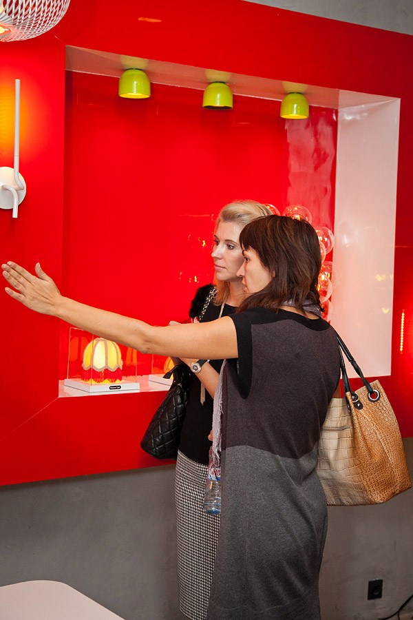 Презентация итальянской мебели в салоне LIGHTERRA, октябрь 2012. Портретные фотографы в Москве — Анна и Алексей Бородины